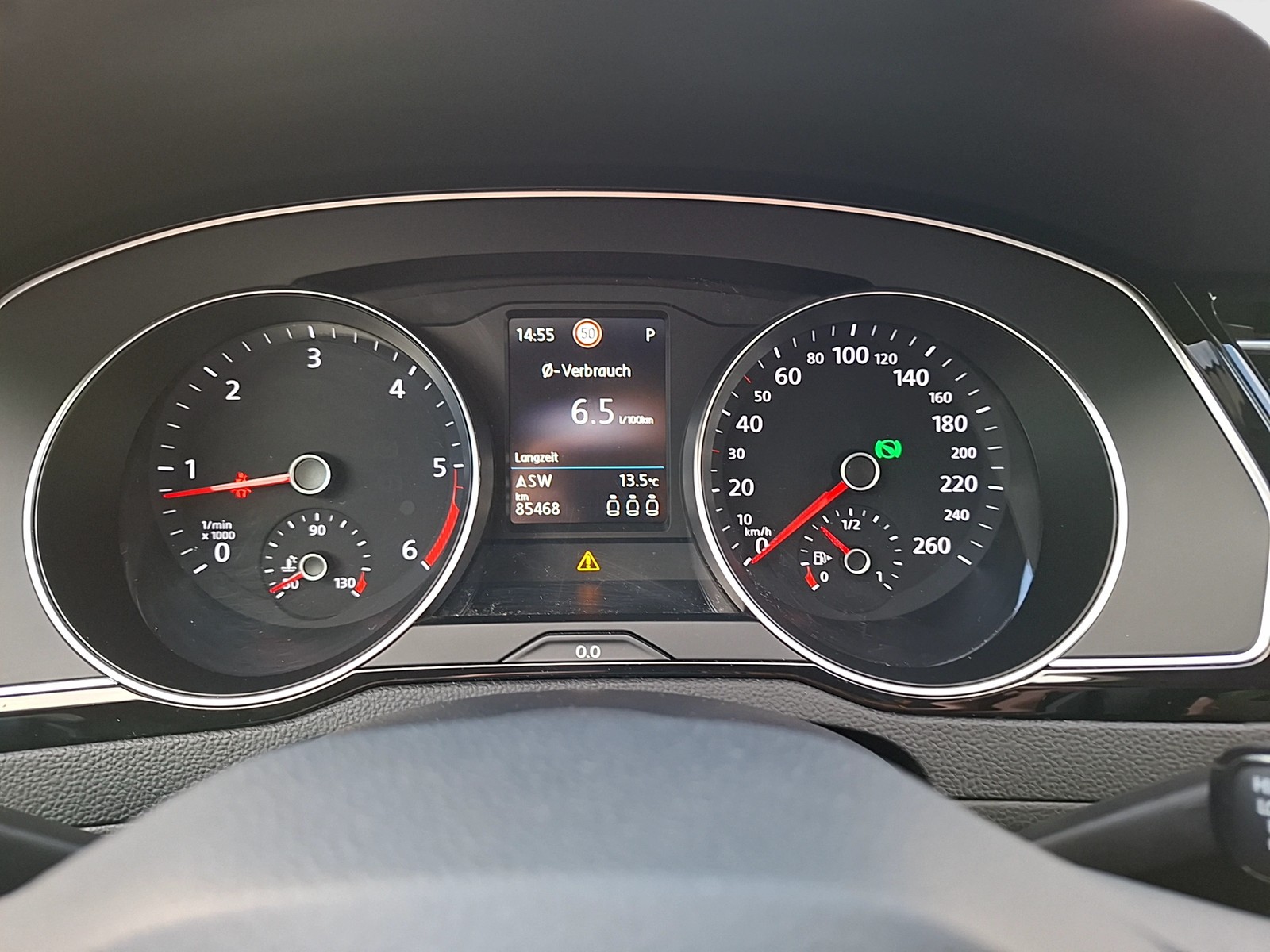Fahrzeugabbildung Volkswagen Passat Variant TDI Elegance DSG Matrix AHK Navi ACC RFK SH 18