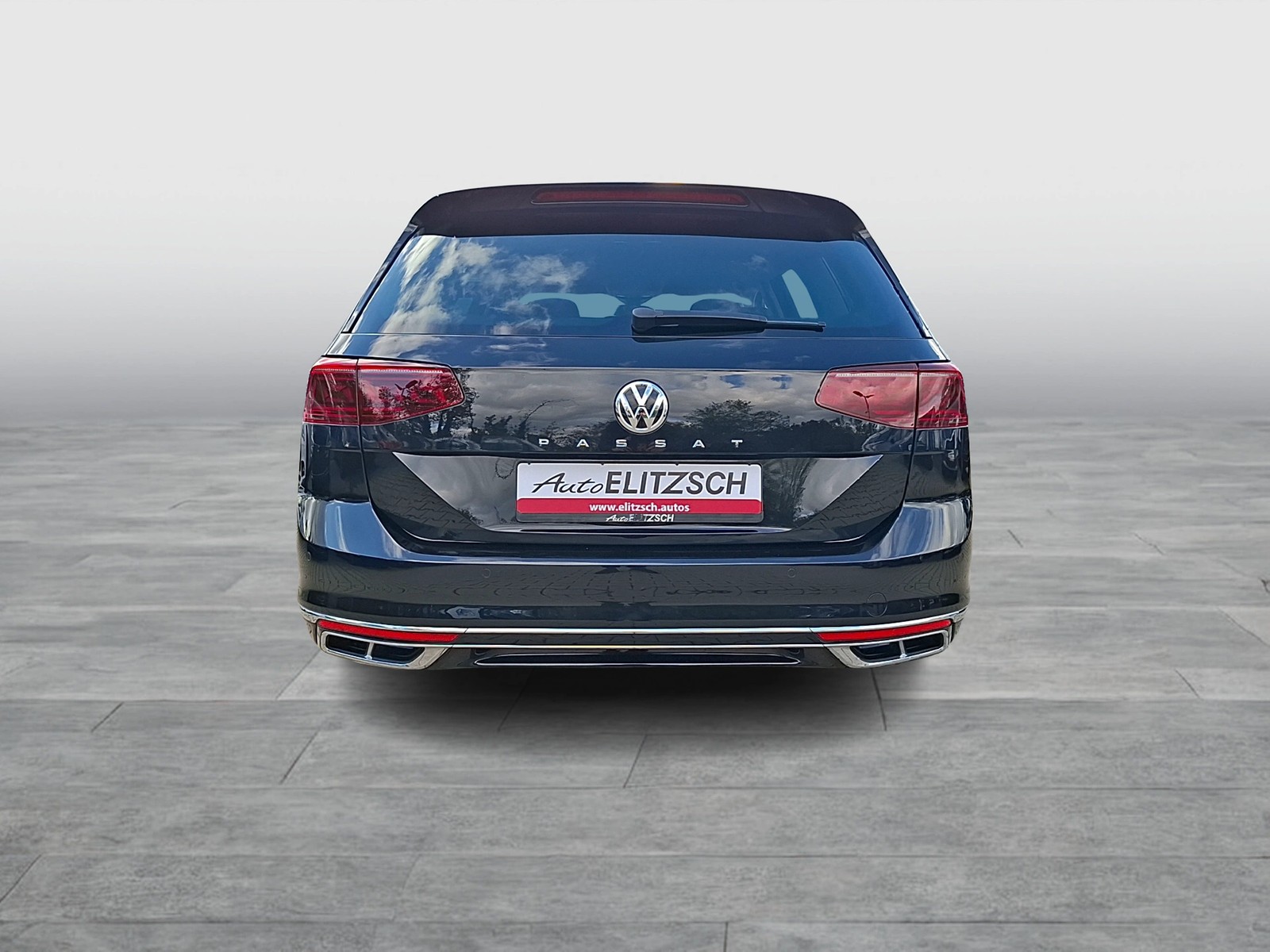 Fahrzeugabbildung Volkswagen Passat Variant TDI Elegance DSG Matrix AHK Navi ACC RFK SH 18