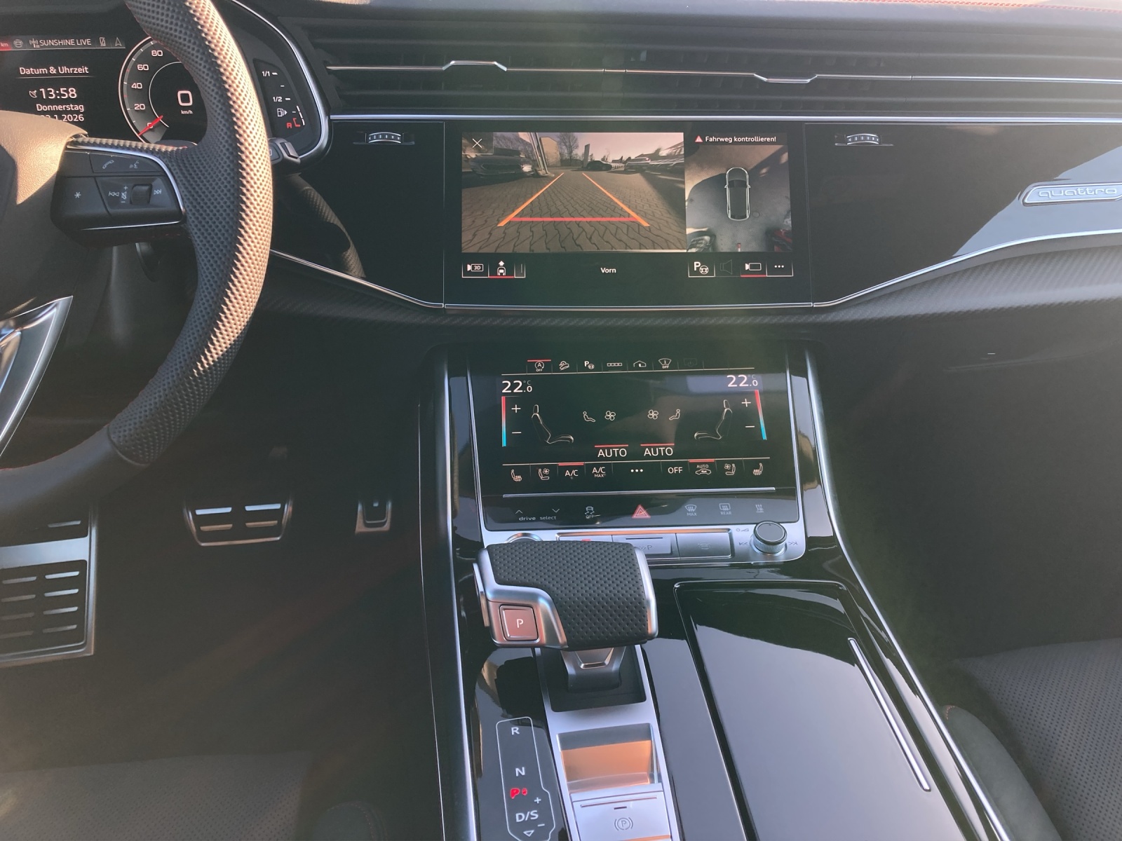 Fahrzeugabbildung Audi Q8 TDI quattro 210 kW