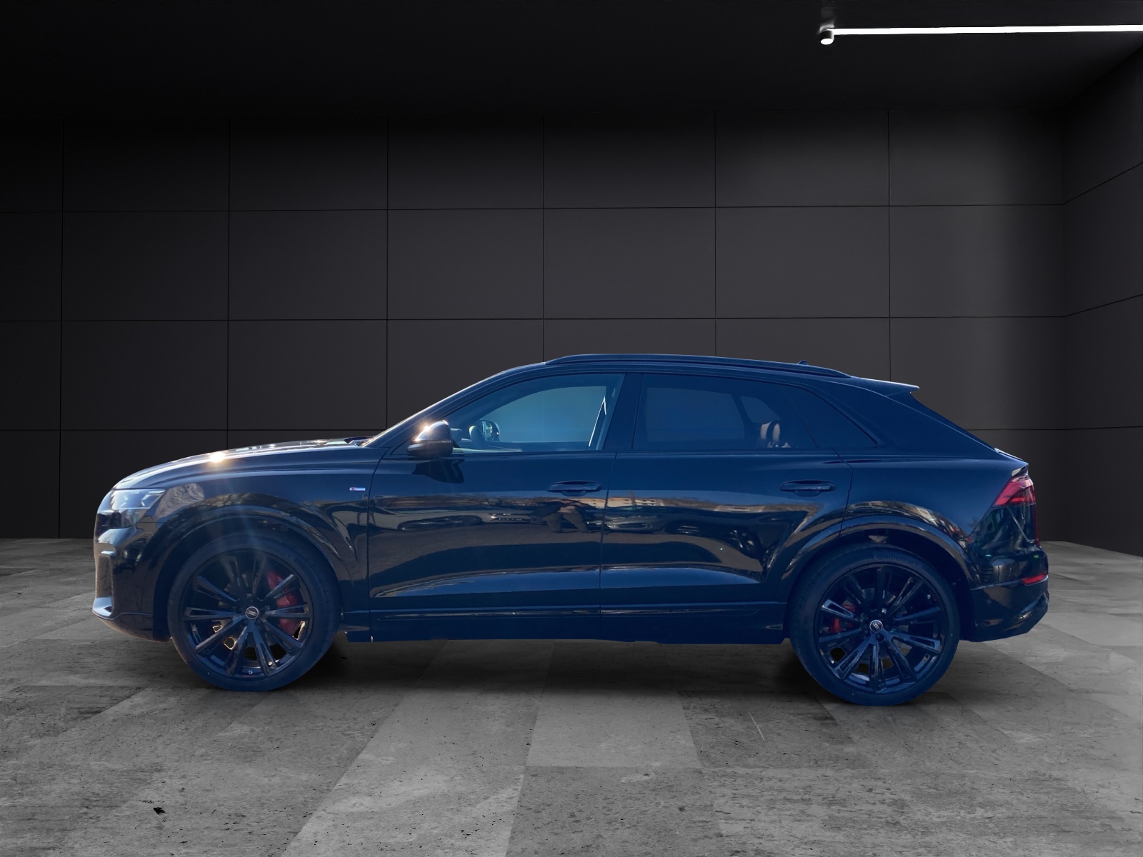 Fahrzeugabbildung Audi Q8 TDI quattro 210 kW