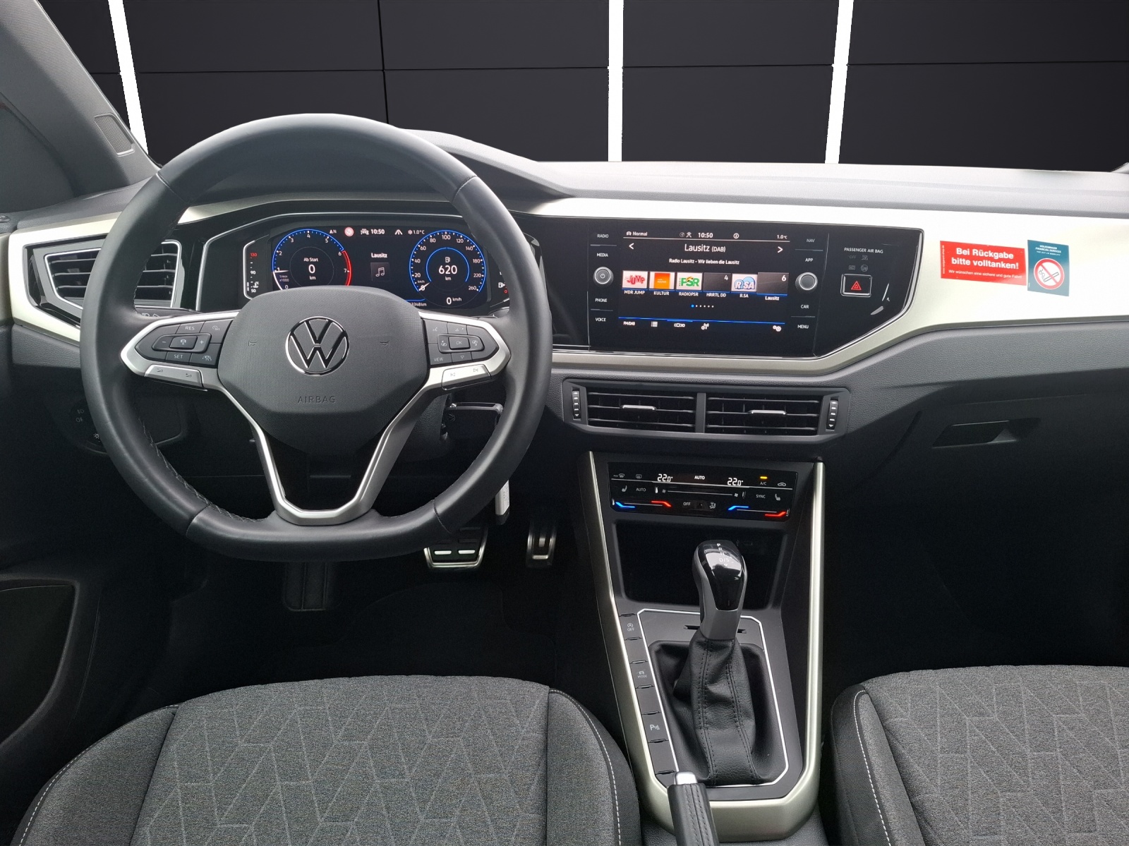 Fahrzeugabbildung Volkswagen Taigo Move DSG Matrix Kamera ACC Navi