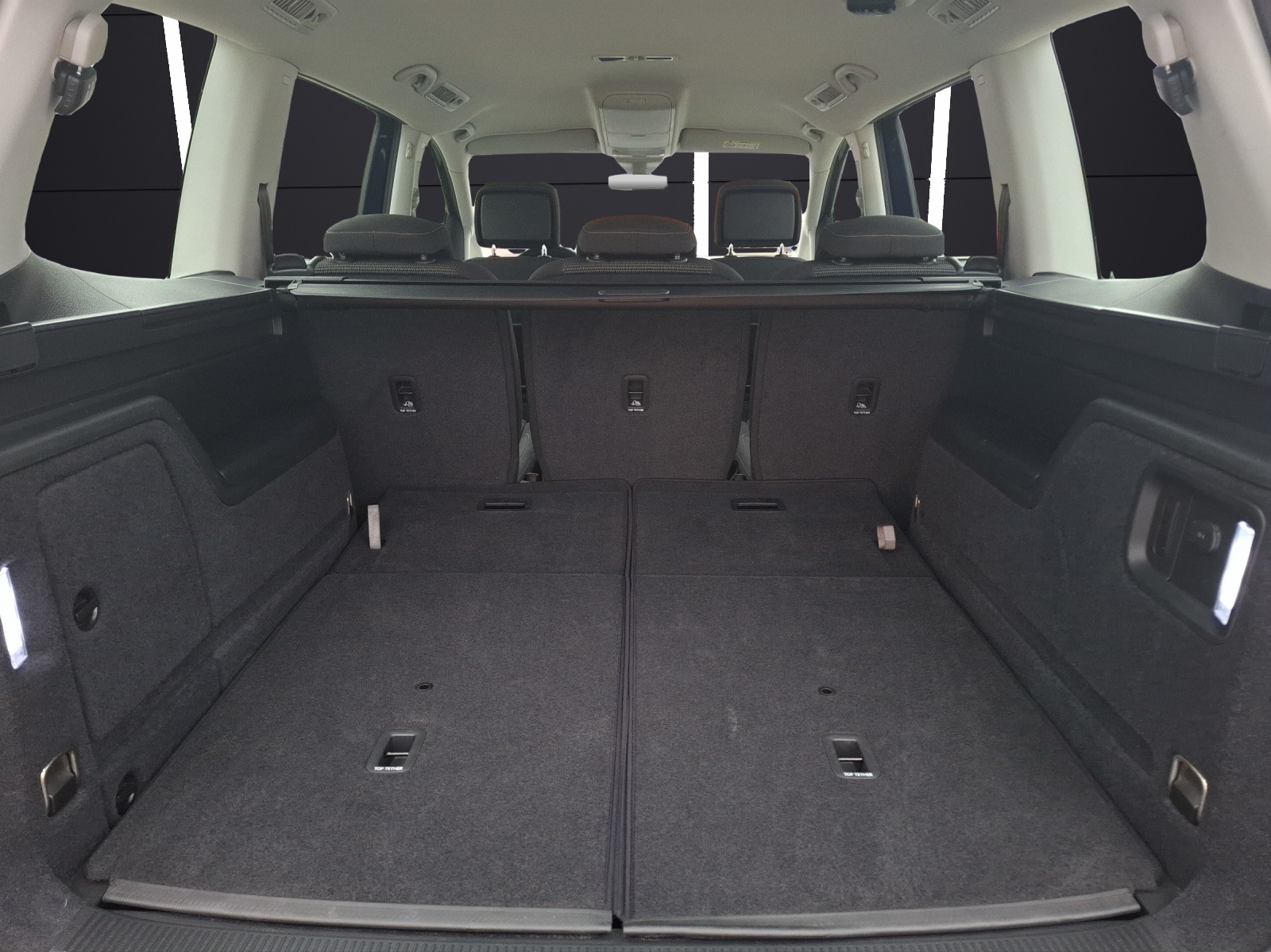 Fahrzeugabbildung Volkswagen Sharan TDI Comfortline 7-Si. Xenon Navi ACC RFK SH LM