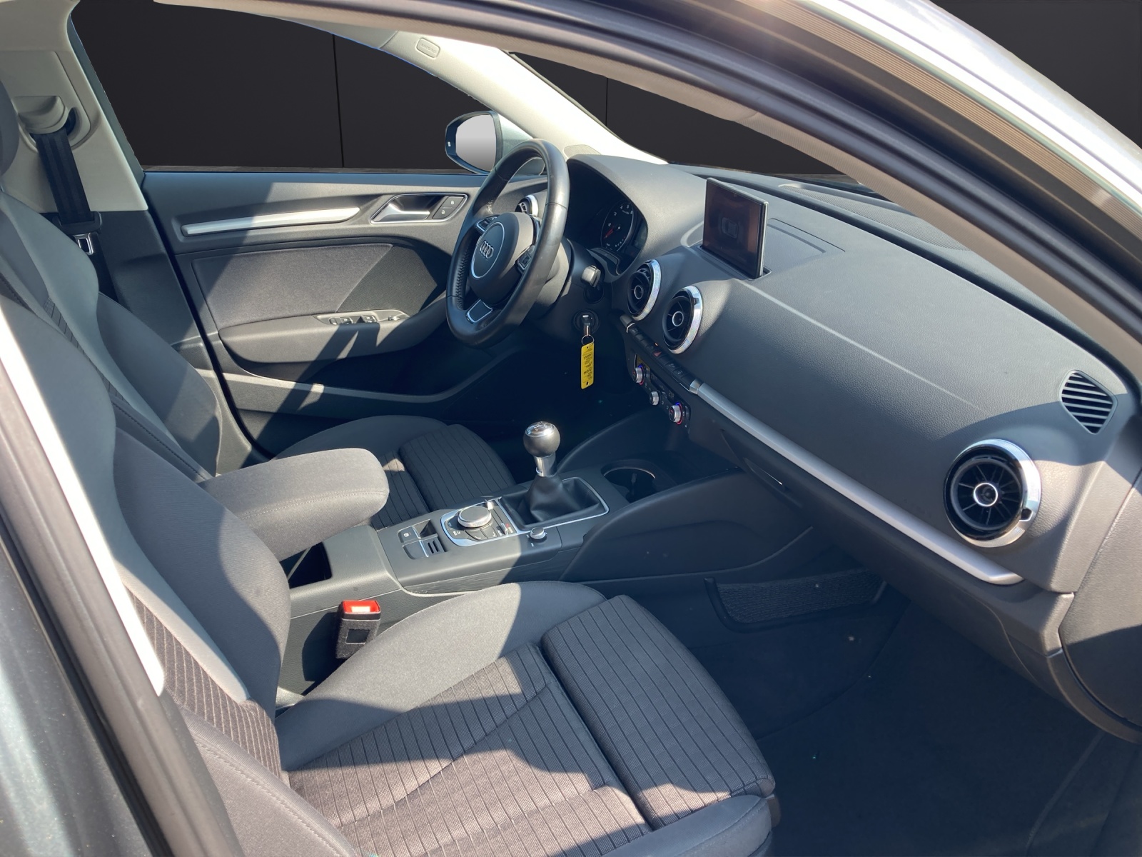 Fahrzeugabbildung Audi A3 Sportback 1.4 TFSI Ambition