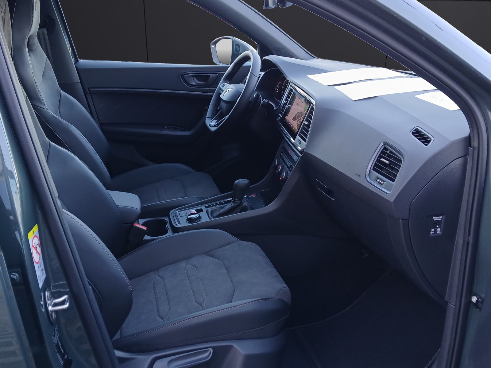 Fahrzeugabbildung CUPRA Ateca VZ 4Drive 2.0 TSI AHK Keyless Kamera