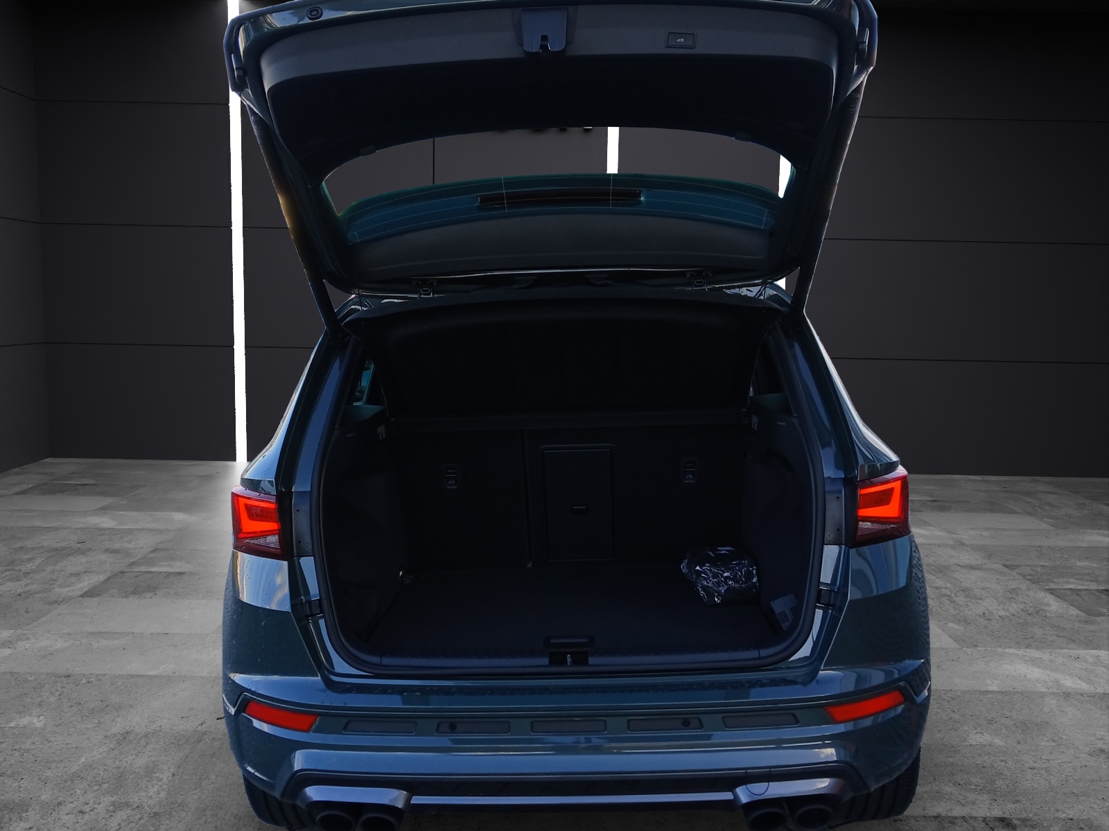 Fahrzeugabbildung CUPRA Ateca VZ 4Drive 2.0 TSI AHK Keyless Kamera