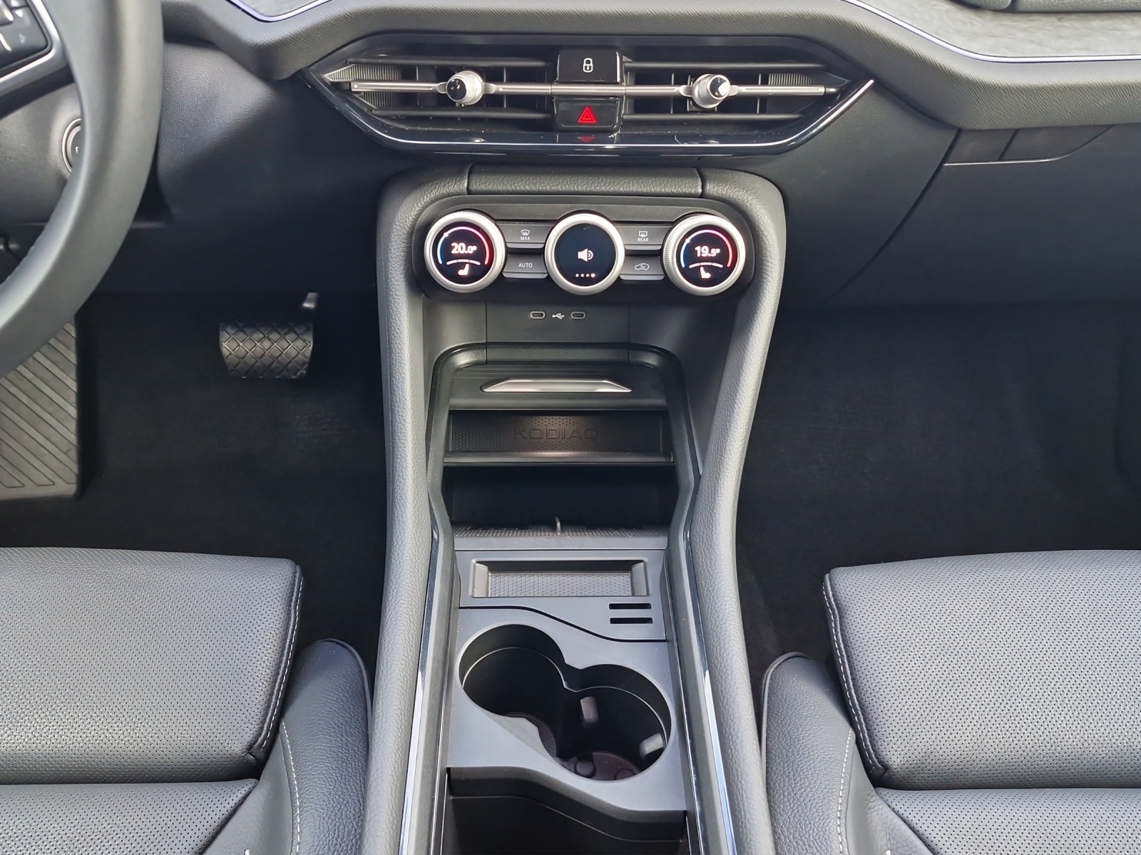 Fahrzeugabbildung SKODA Kodiaq 2.0 TDI 4x4 Selection MATRIX AHZ KAMERA NAVI