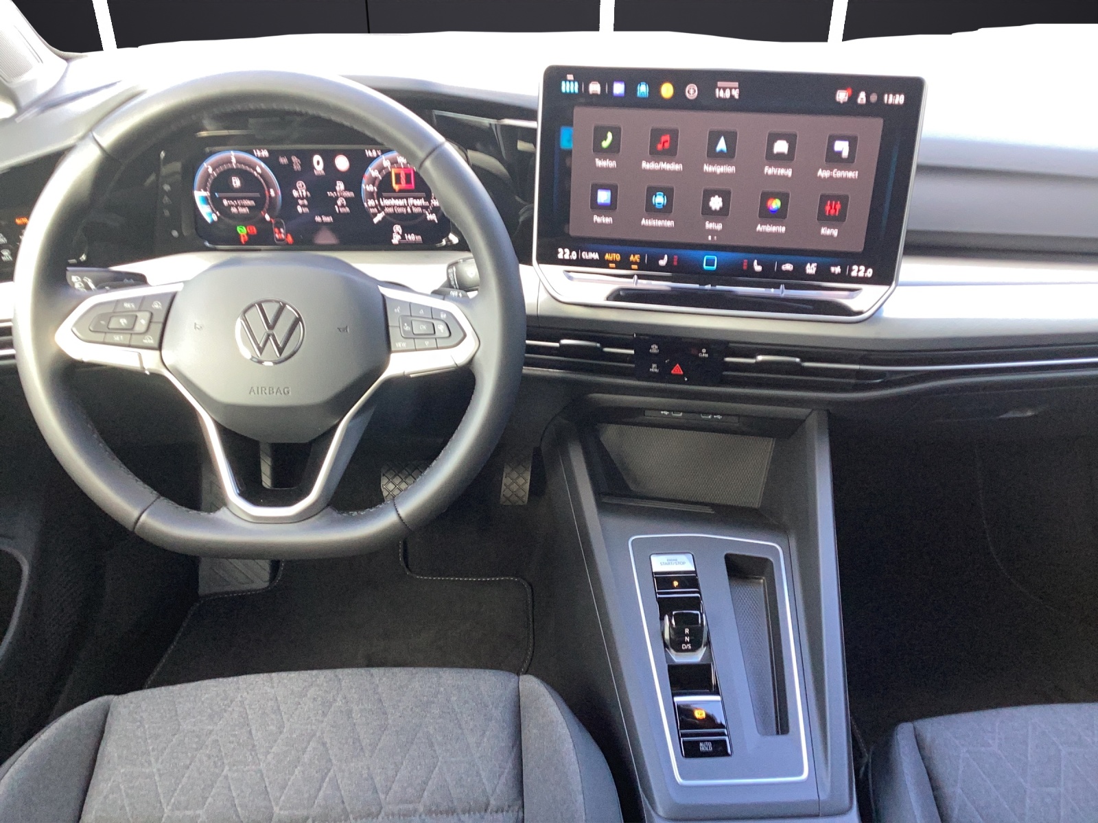 Fahrzeugabbildung Volkswagen Golf Variant Life AHZV LED DAB+ ACC