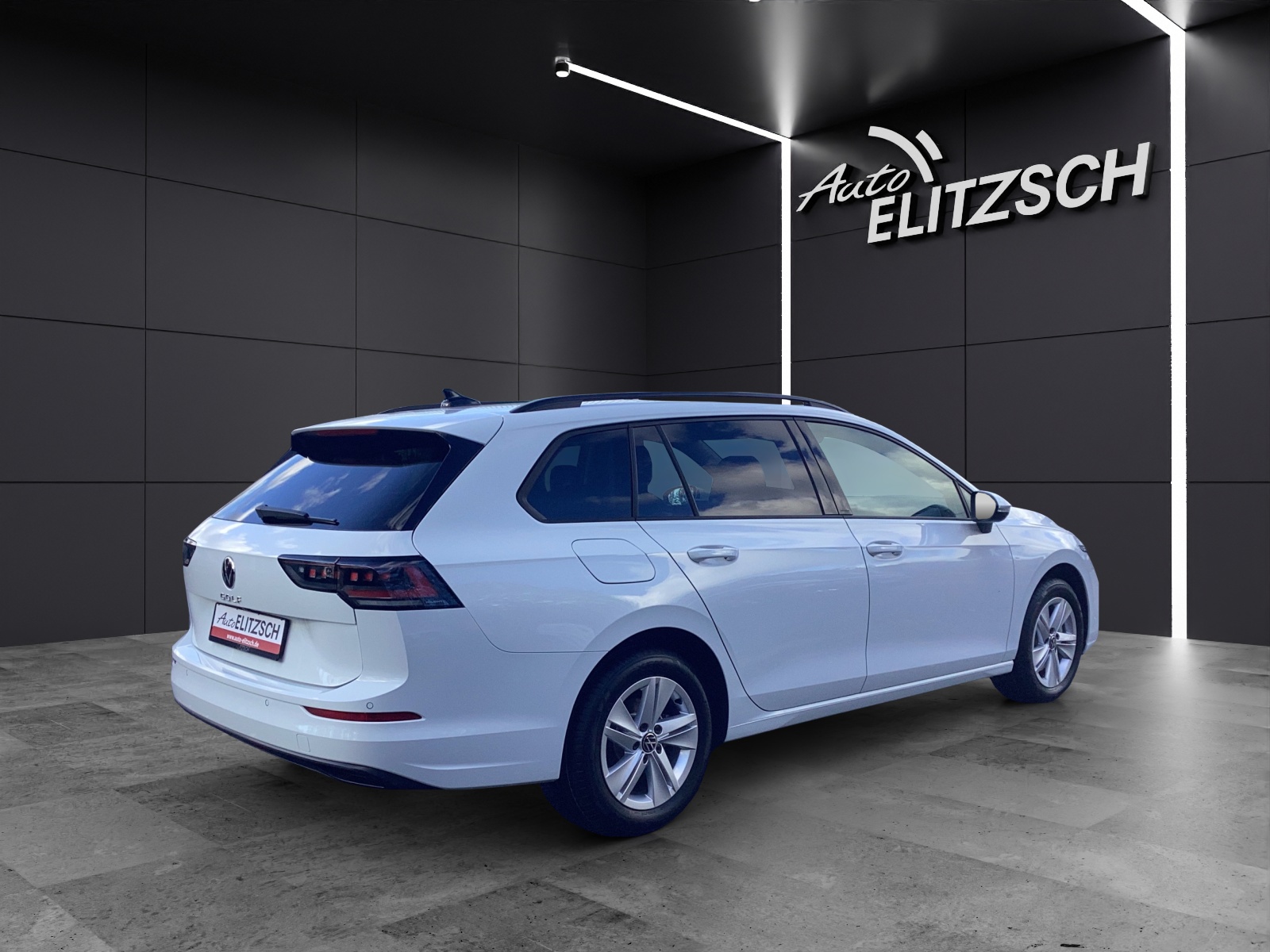 Fahrzeugabbildung Volkswagen Golf Variant Life AHZV LED DAB+ ACC