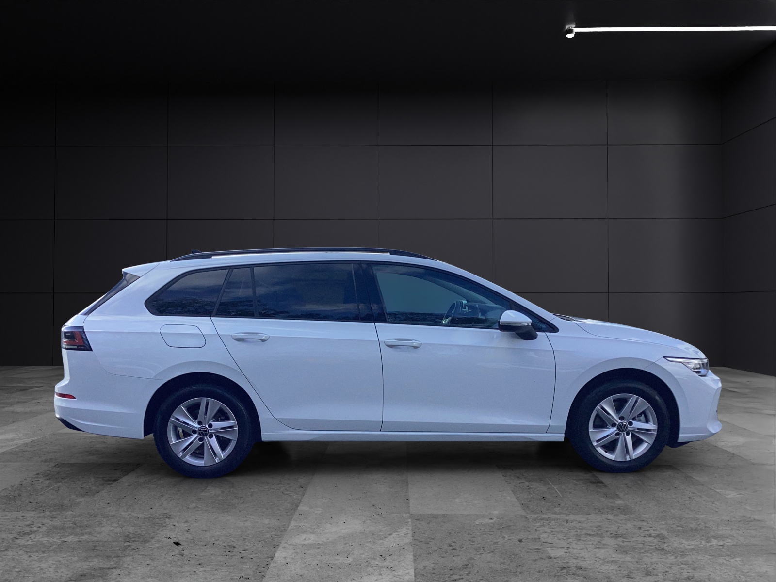 Fahrzeugabbildung Volkswagen Golf Variant Life AHZV LED DAB+ ACC