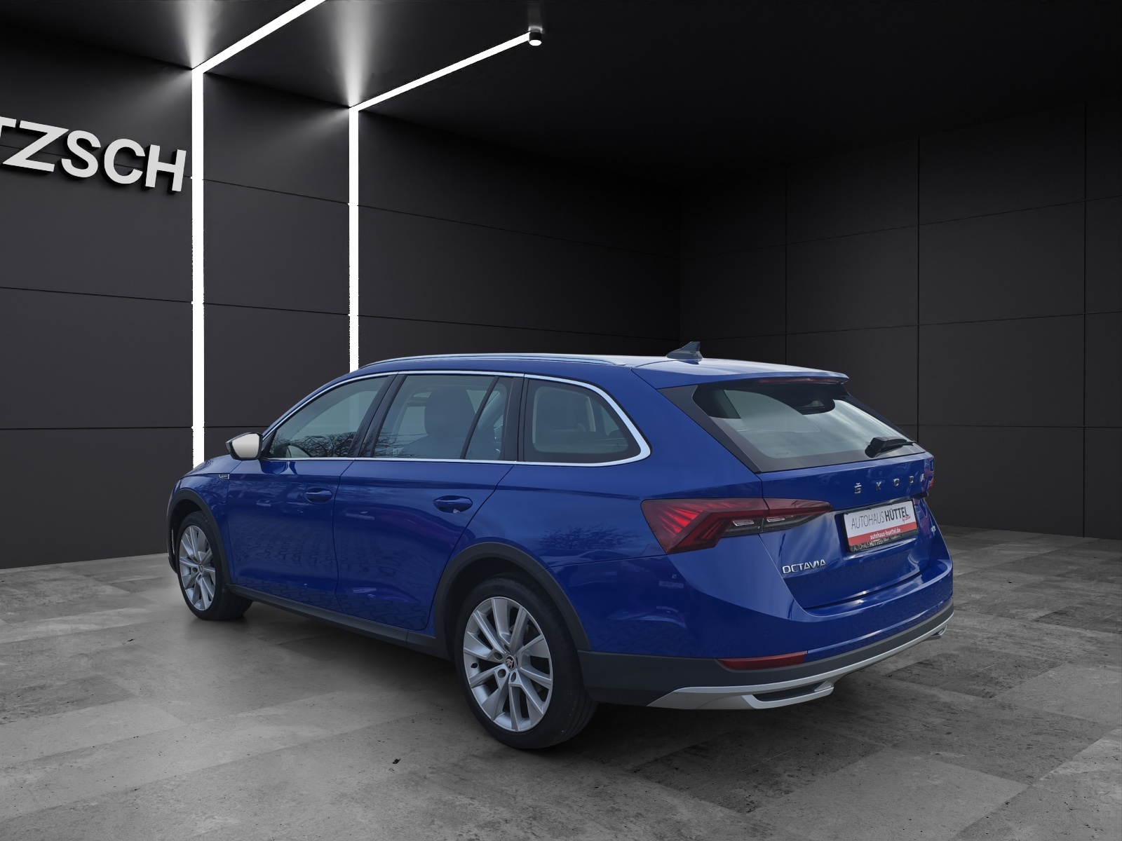 Fahrzeugabbildung SKODA Octavia Combi Scout 2.0 TDI 4x4 DSG AHZ NAVI LED