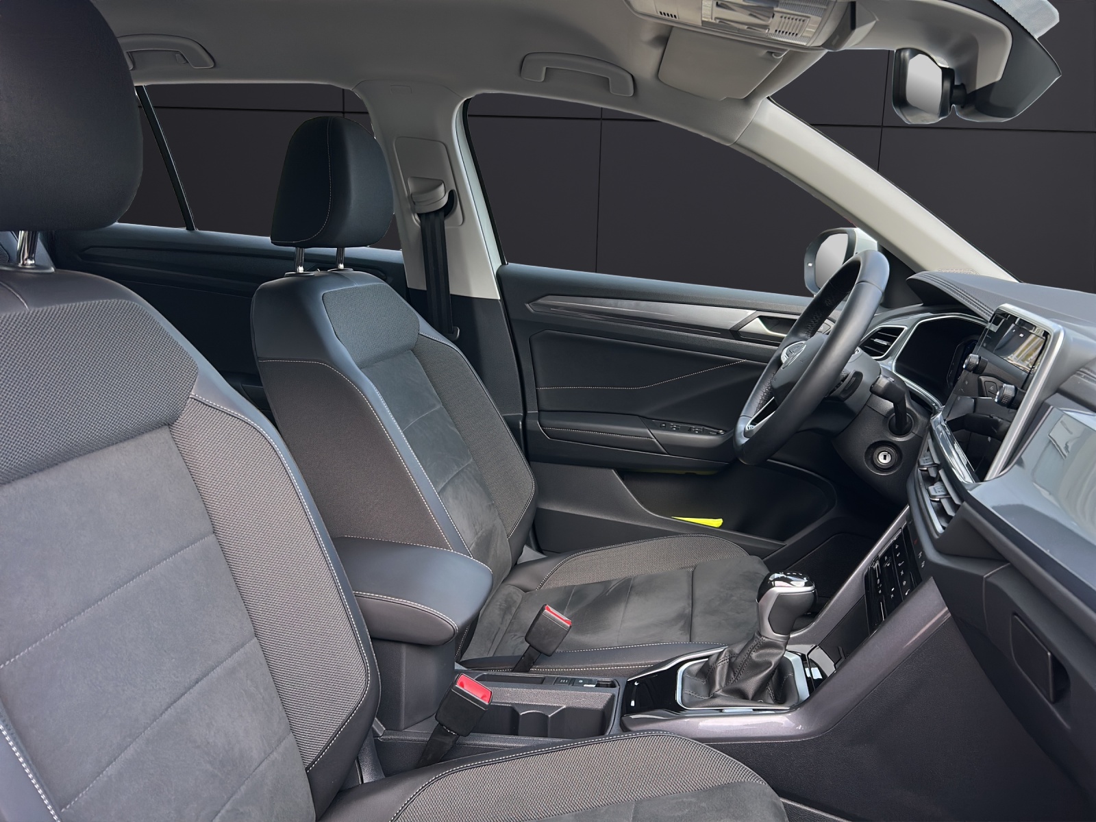 Fahrzeugabbildung Volkswagen T-Roc Style TDI DSG IQ.Light ACC SH 17