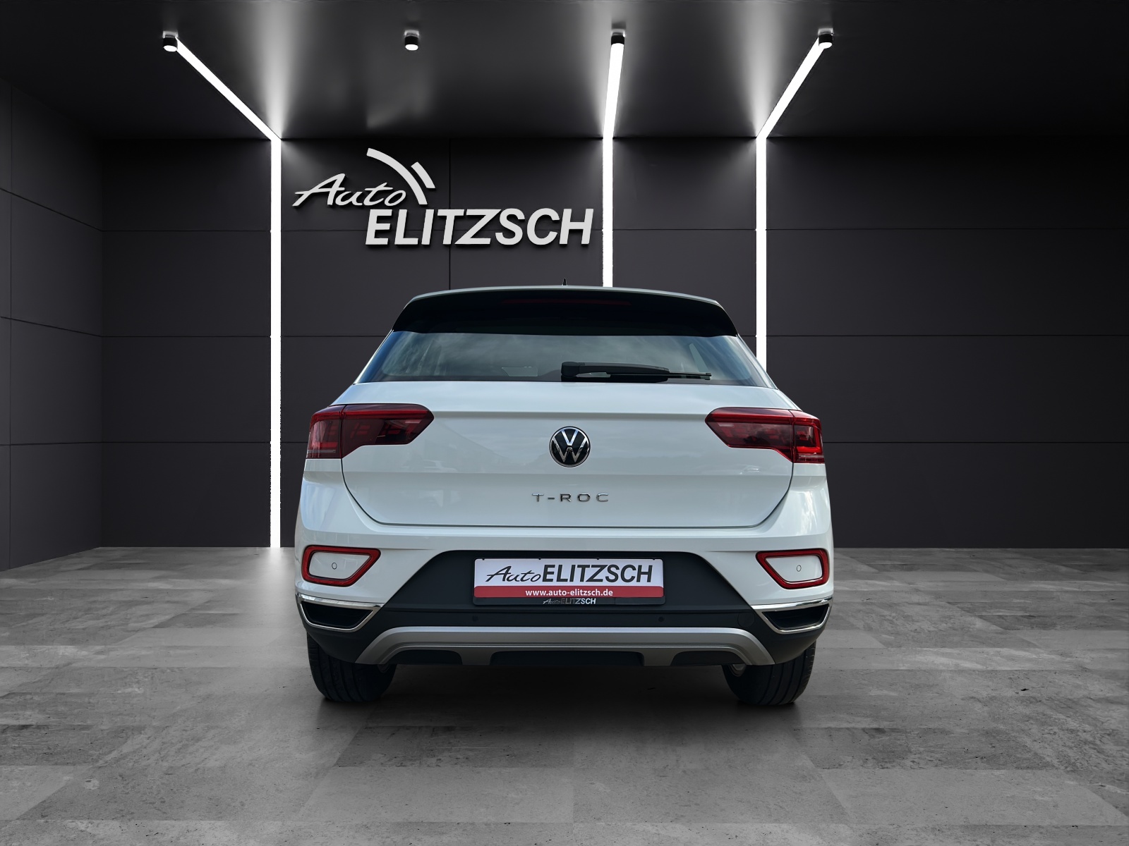 Fahrzeugabbildung Volkswagen T-Roc Style TDI DSG IQ.Light ACC SH 17