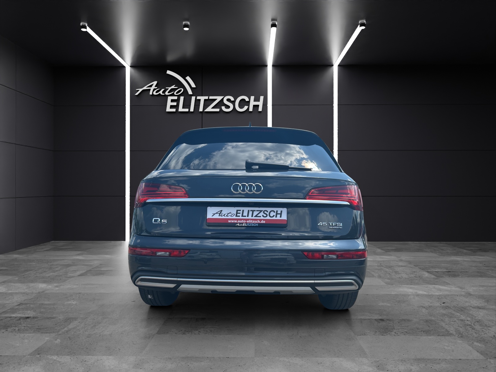 Fahrzeugabbildung Audi Q5 45 TFSI advanced S-Line qu LED AHK Navi ACC AVC Pano RFK SHZ
