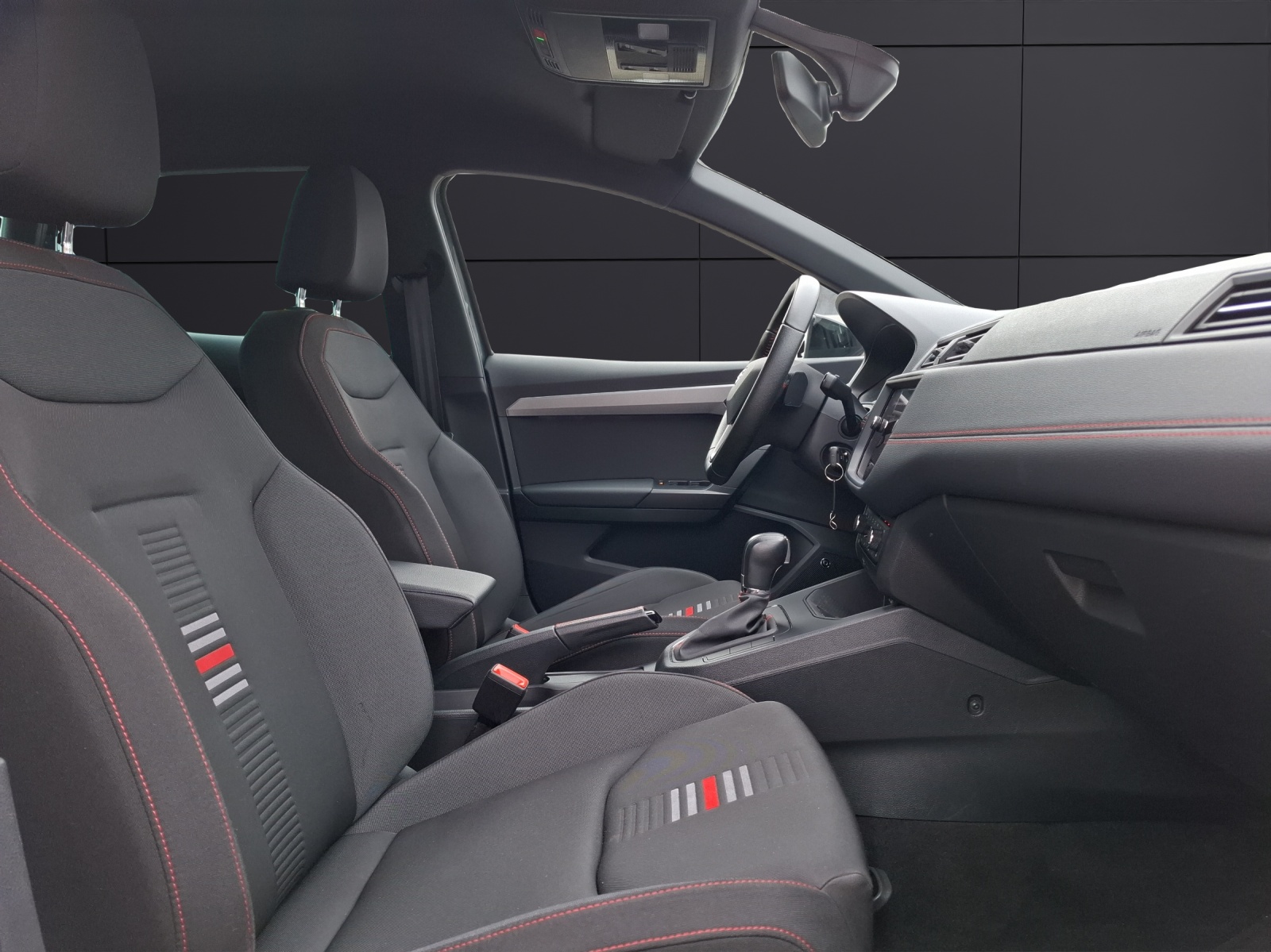 Fahrzeugabbildung SEAT Ibiza TSI FR-Line Beats DSG LED Navi GRA PDC SH 18