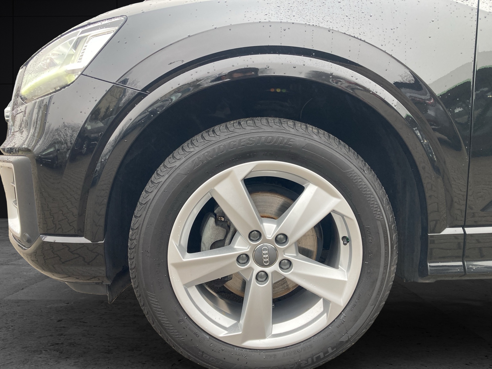 Fahrzeugabbildung Audi Q2 35 TFSI sport