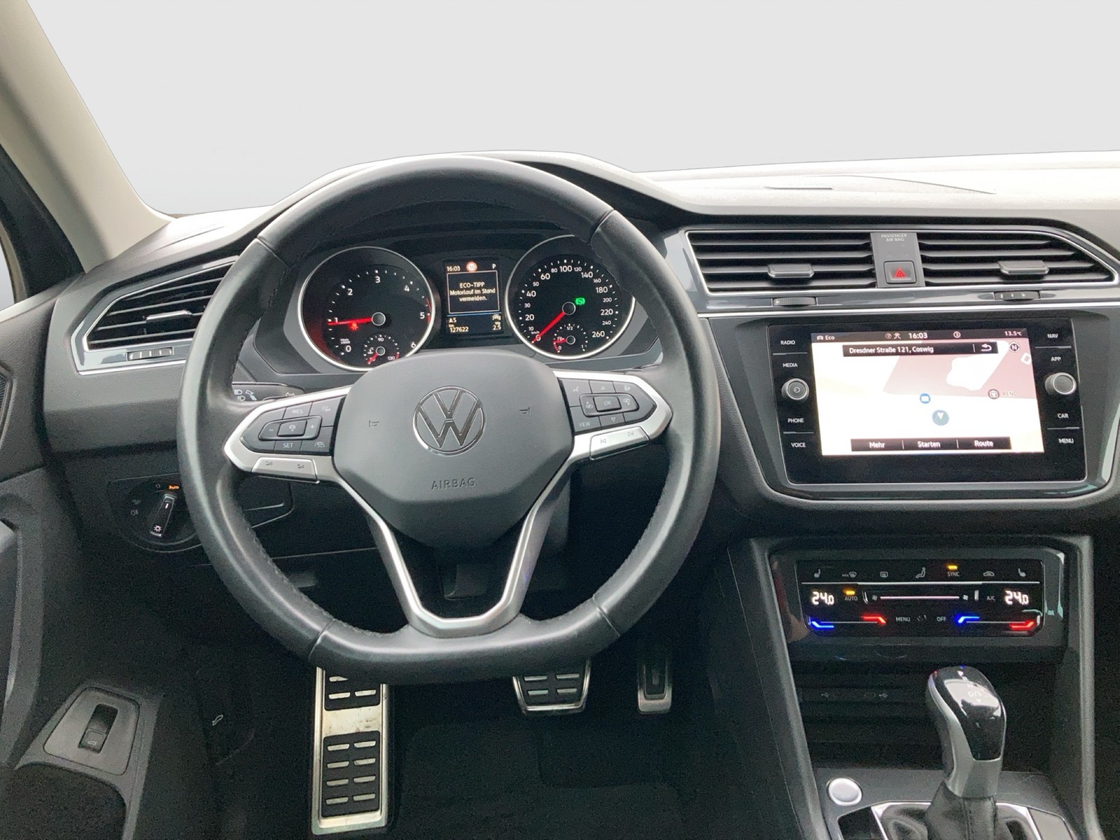 Fahrzeugabbildung Volkswagen Tiguan TDI Life DSG Matrix Navi ACC AHK PDC