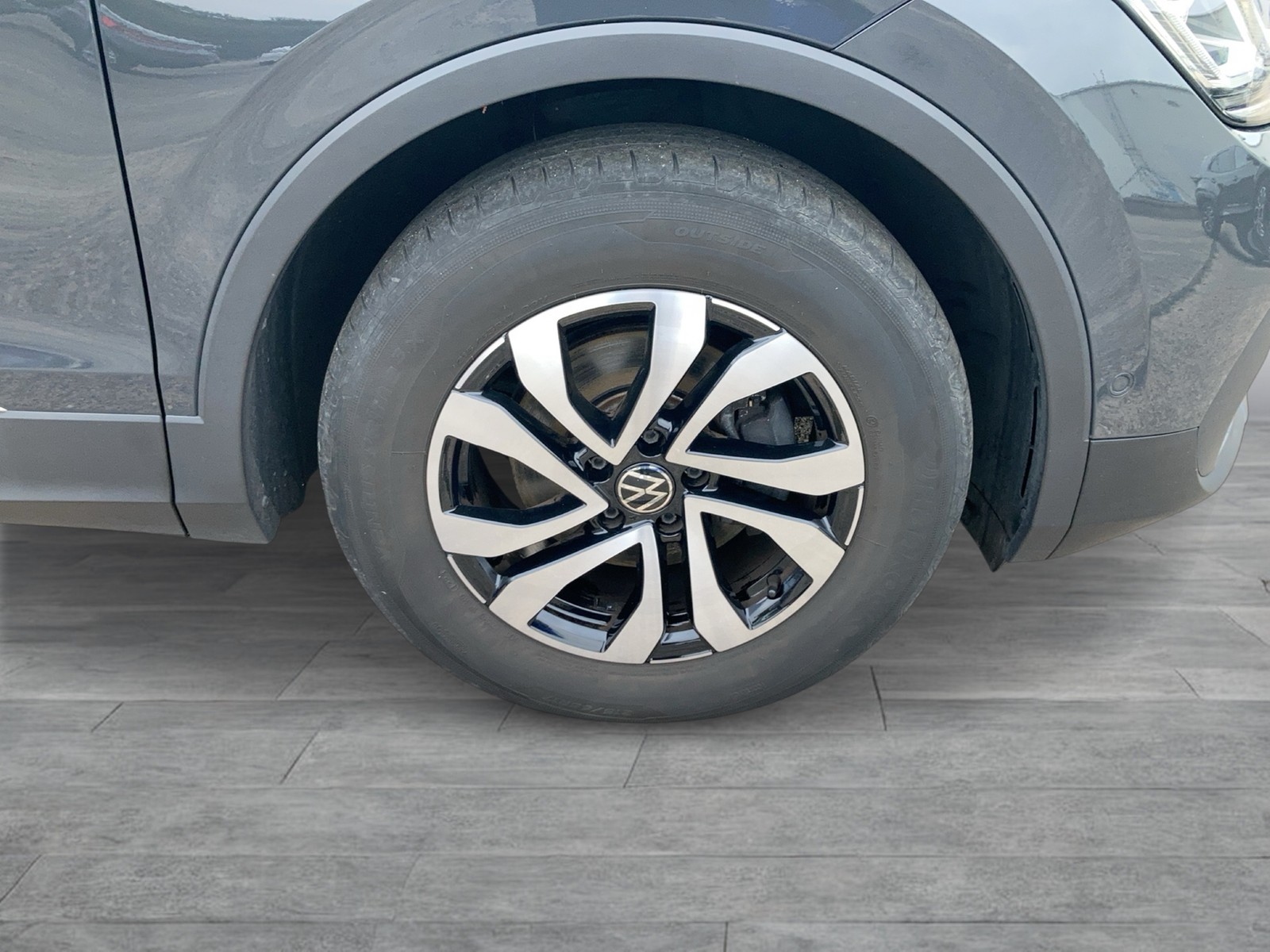 Fahrzeugabbildung Volkswagen Tiguan TDI Life DSG Matrix Navi ACC AHK PDC