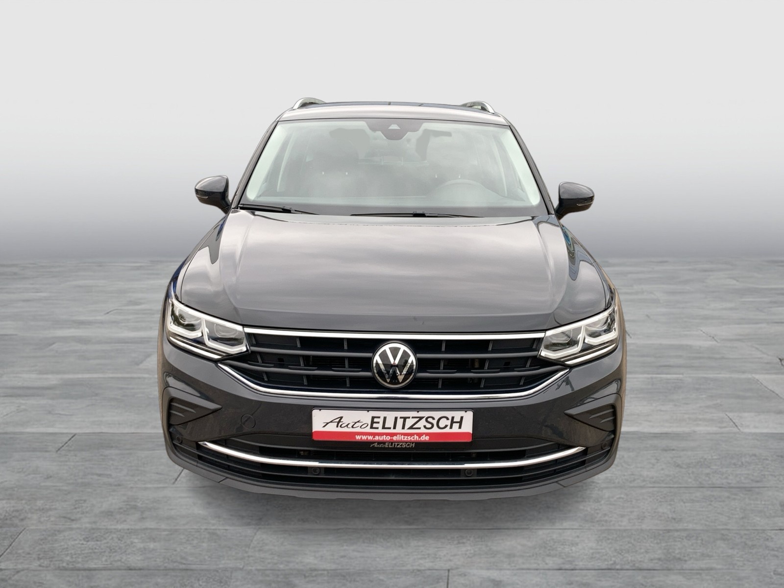 Fahrzeugabbildung Volkswagen Tiguan TDI Life DSG Matrix Navi ACC AHK PDC