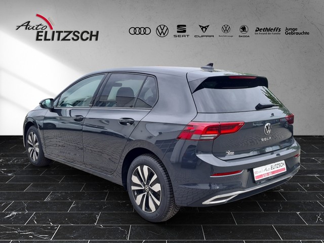 Fahrzeugabbildung Volkswagen Golf VIII TSI Move LED AID PDC Lane-Assist SH LM