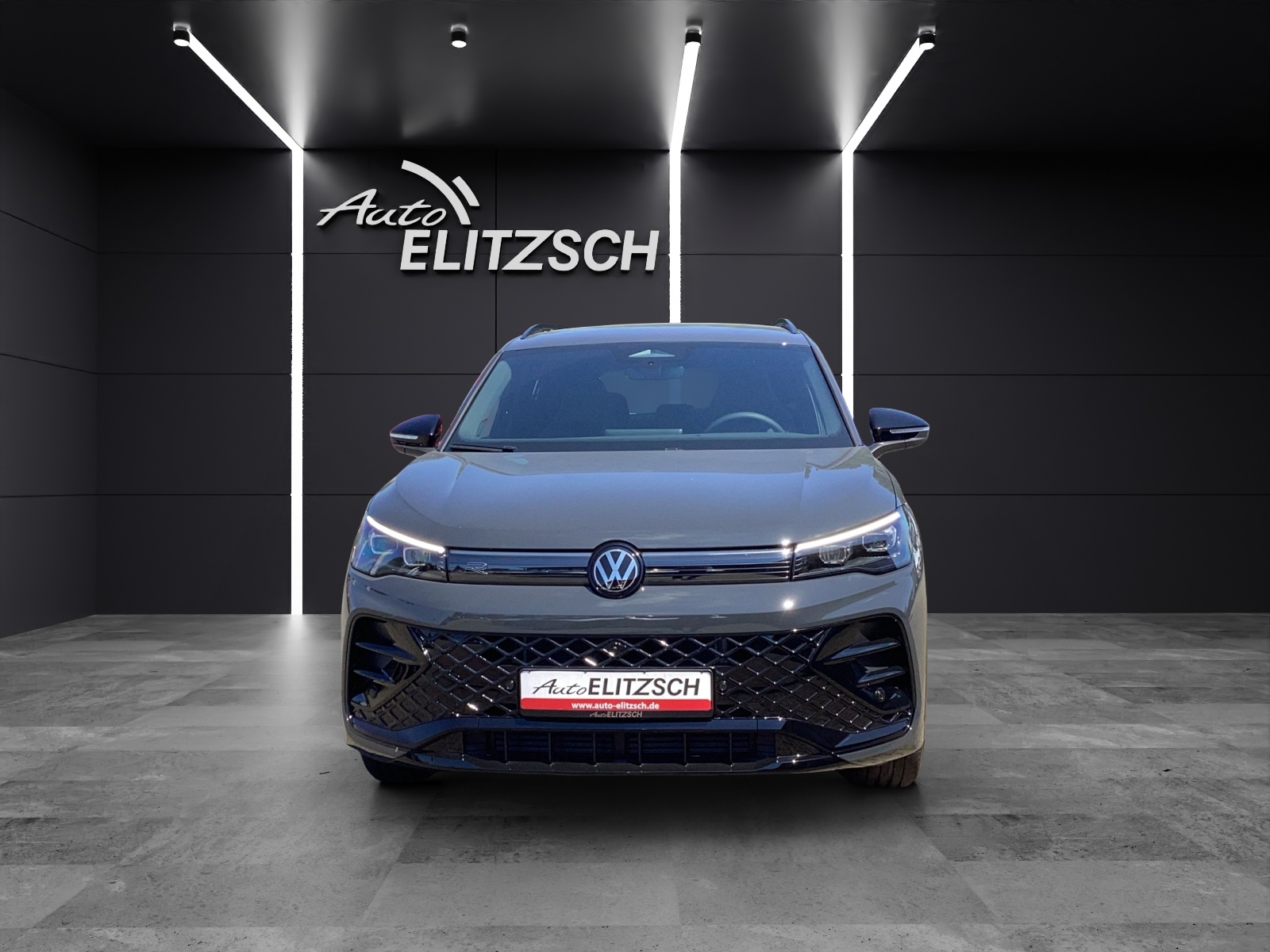 Fahrzeugabbildung Volkswagen Tiguan R-Line TDI AHZV LED+ KESSY AreaView