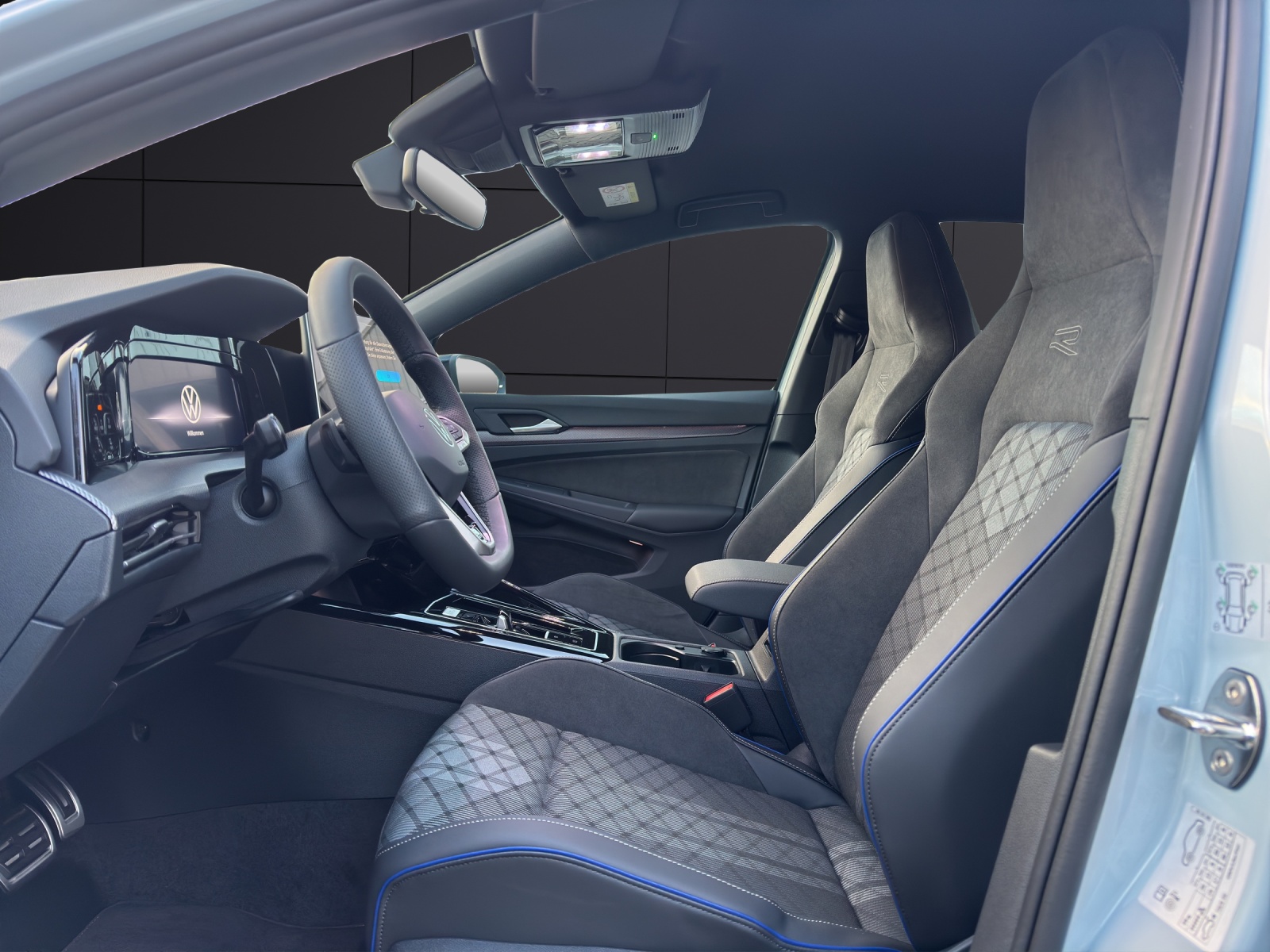 Fahrzeugabbildung Volkswagen Golf R-Line AHZV NAVI LED ACC