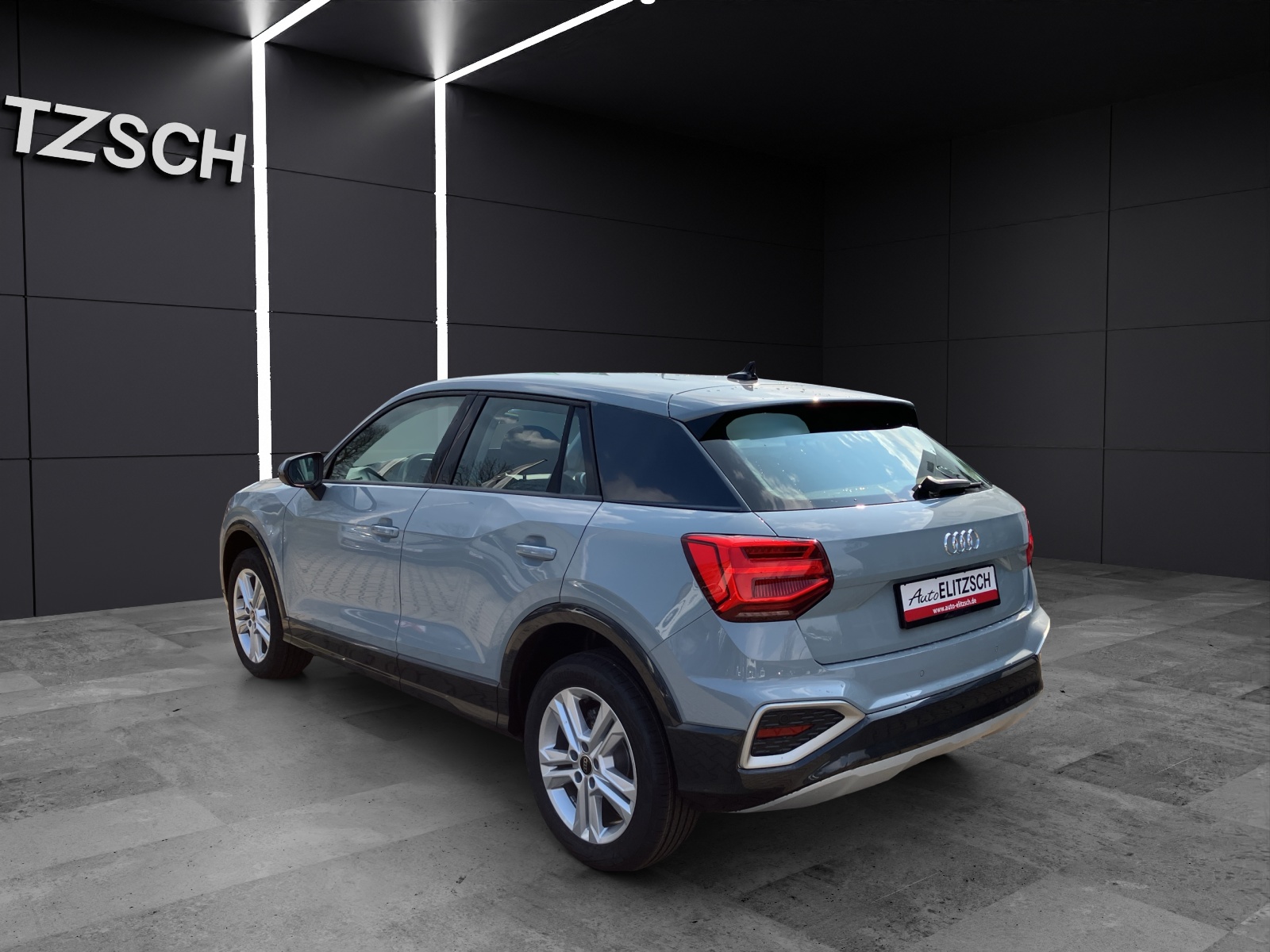 Fahrzeugabbildung Audi Q2 35 TFSI advanced LED-Scheinwerfer, Audi virtual Cockpit LED-Scheinwerfer, Audi virtual Cockpit