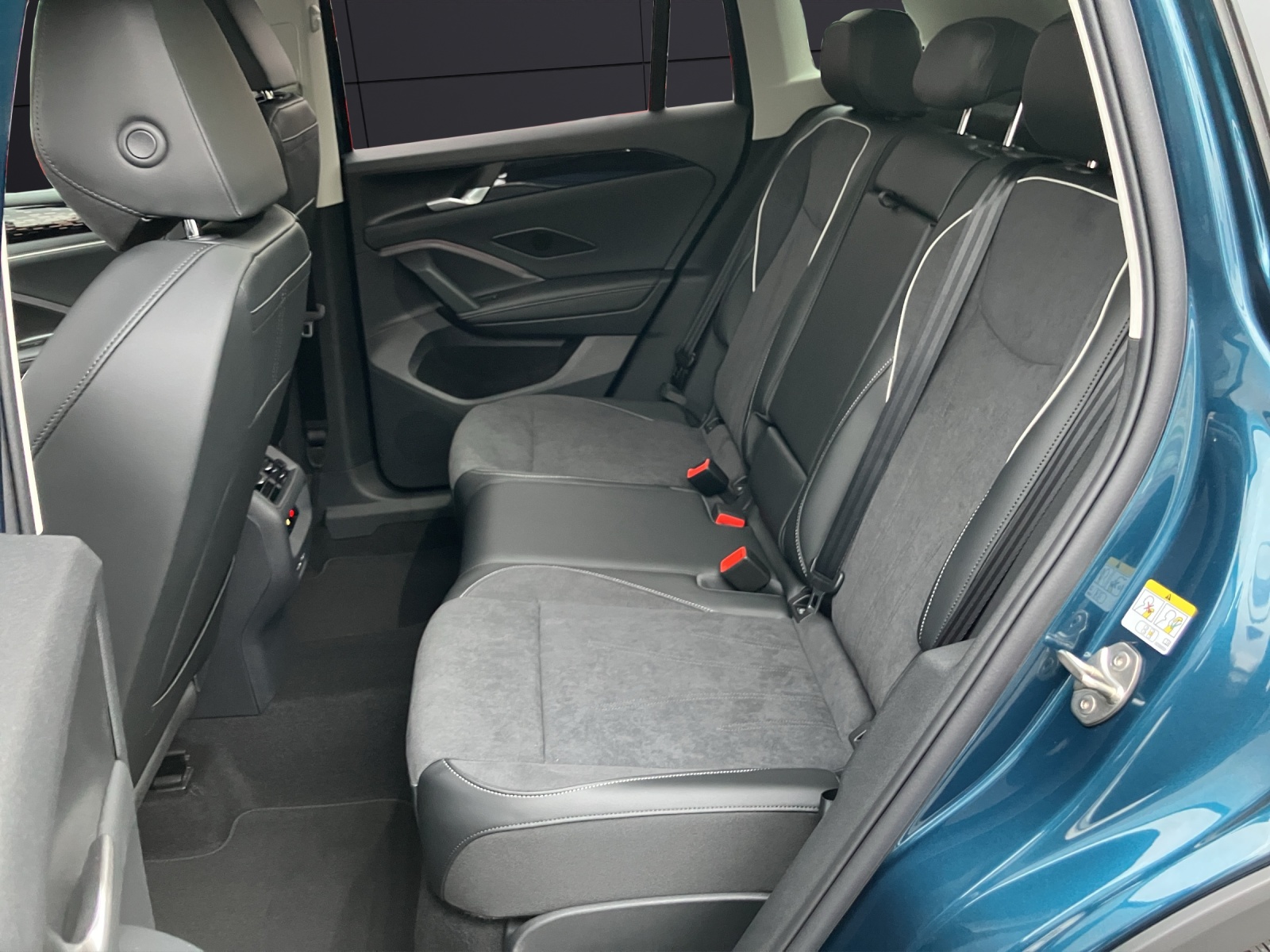 Fahrzeugabbildung Volkswagen Tiguan Elegance TDI LED NAVI DAB ACC