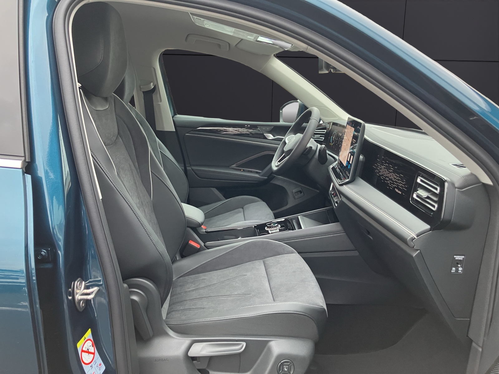 Fahrzeugabbildung Volkswagen Tiguan Elegance TDI LED NAVI DAB ACC