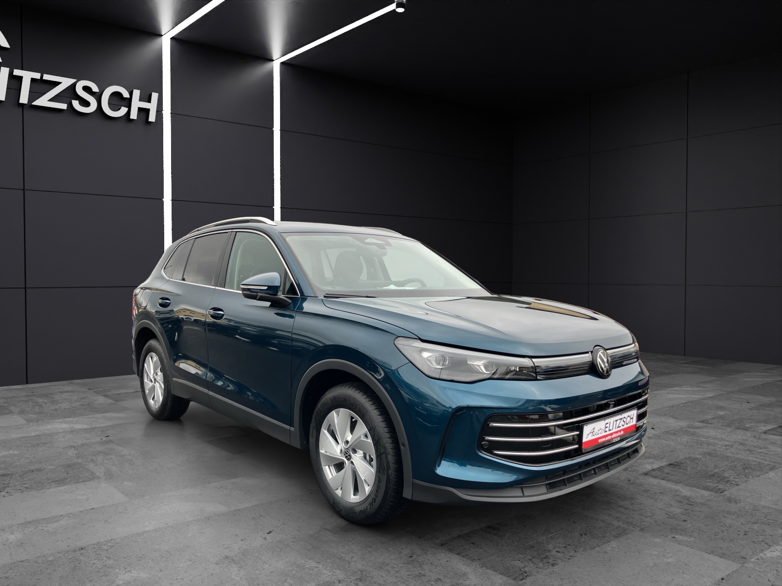 Fahrzeugabbildung Volkswagen Tiguan Elegance TDI LED NAVI DAB ACC