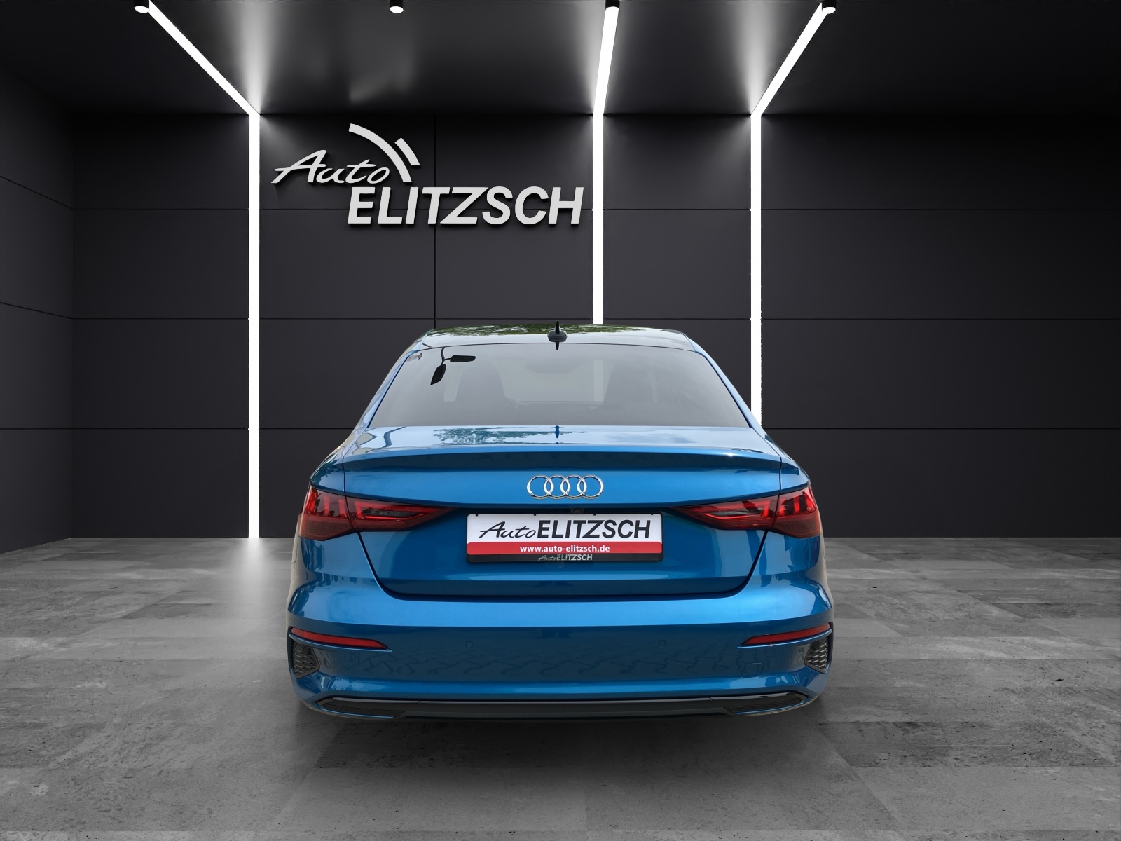 Fahrzeugabbildung Audi A3 Limousine 35 TFSI advanced MATRIX Navi ACC AHK VC SH
