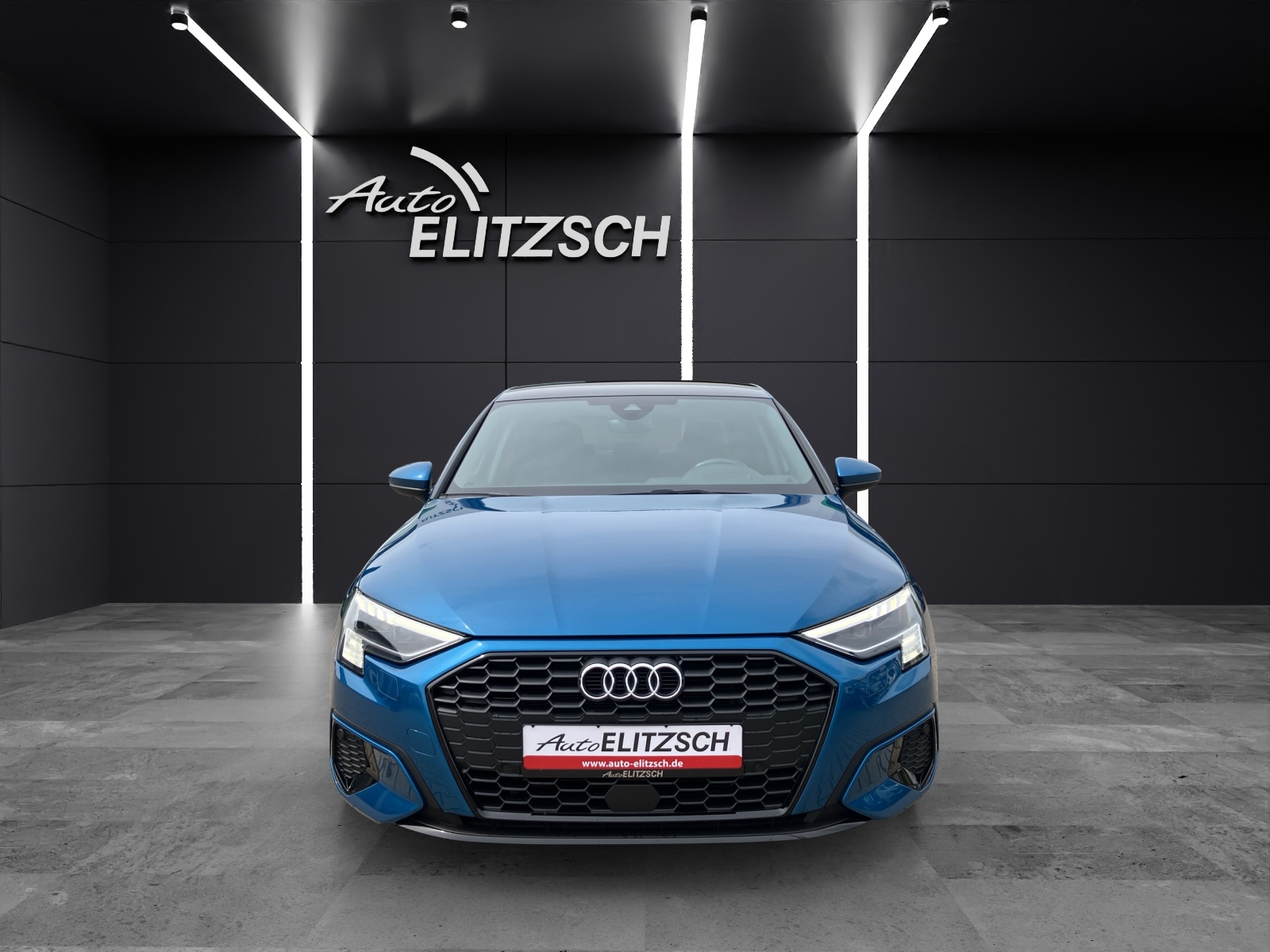 Fahrzeugabbildung Audi A3 Limousine 35 TFSI advanced MATRIX Navi ACC AHK VC SH