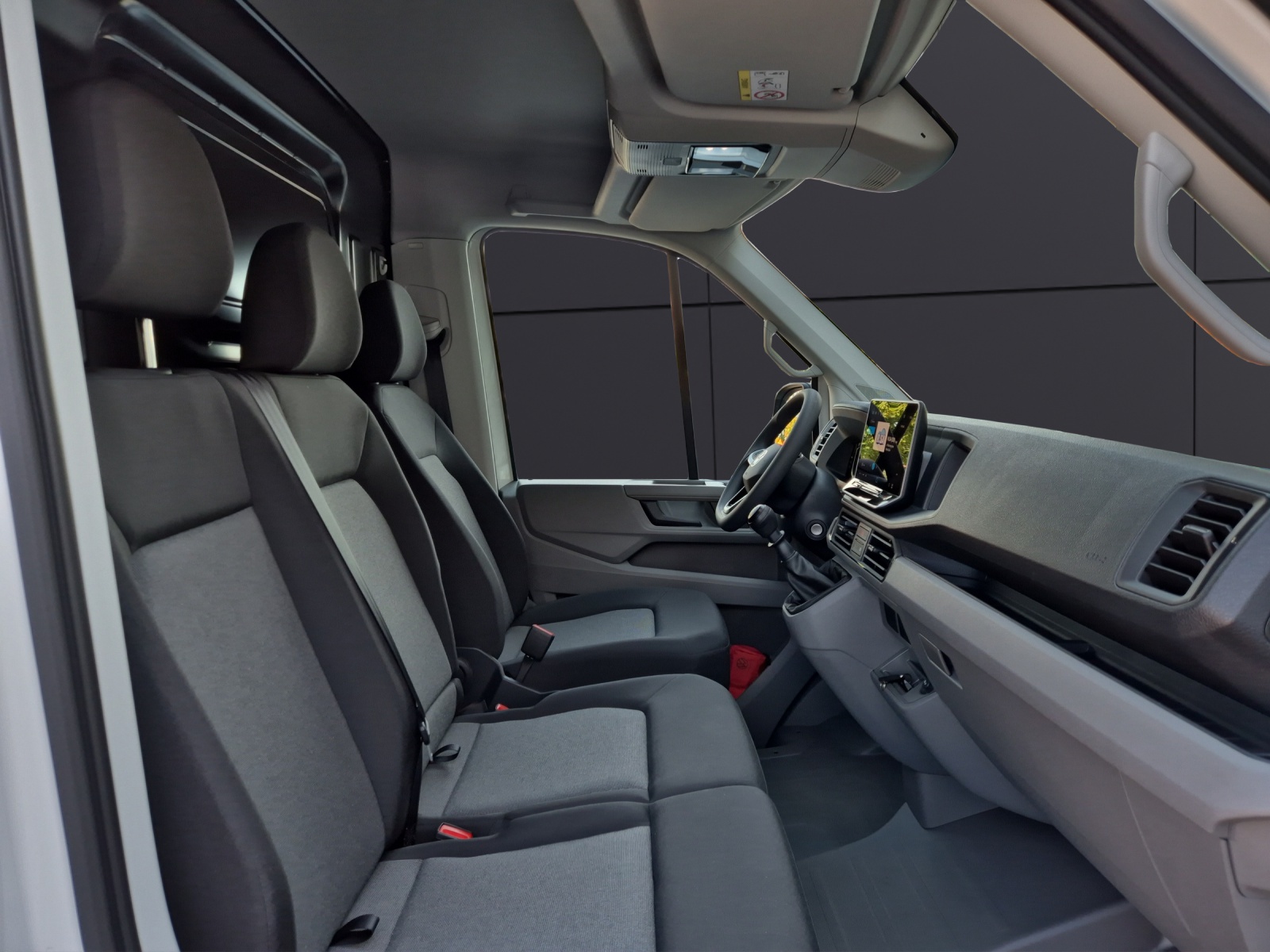 Fahrzeugabbildung Volkswagen Crafter Kasten 35 MR Klima RFK AID Holzfussb