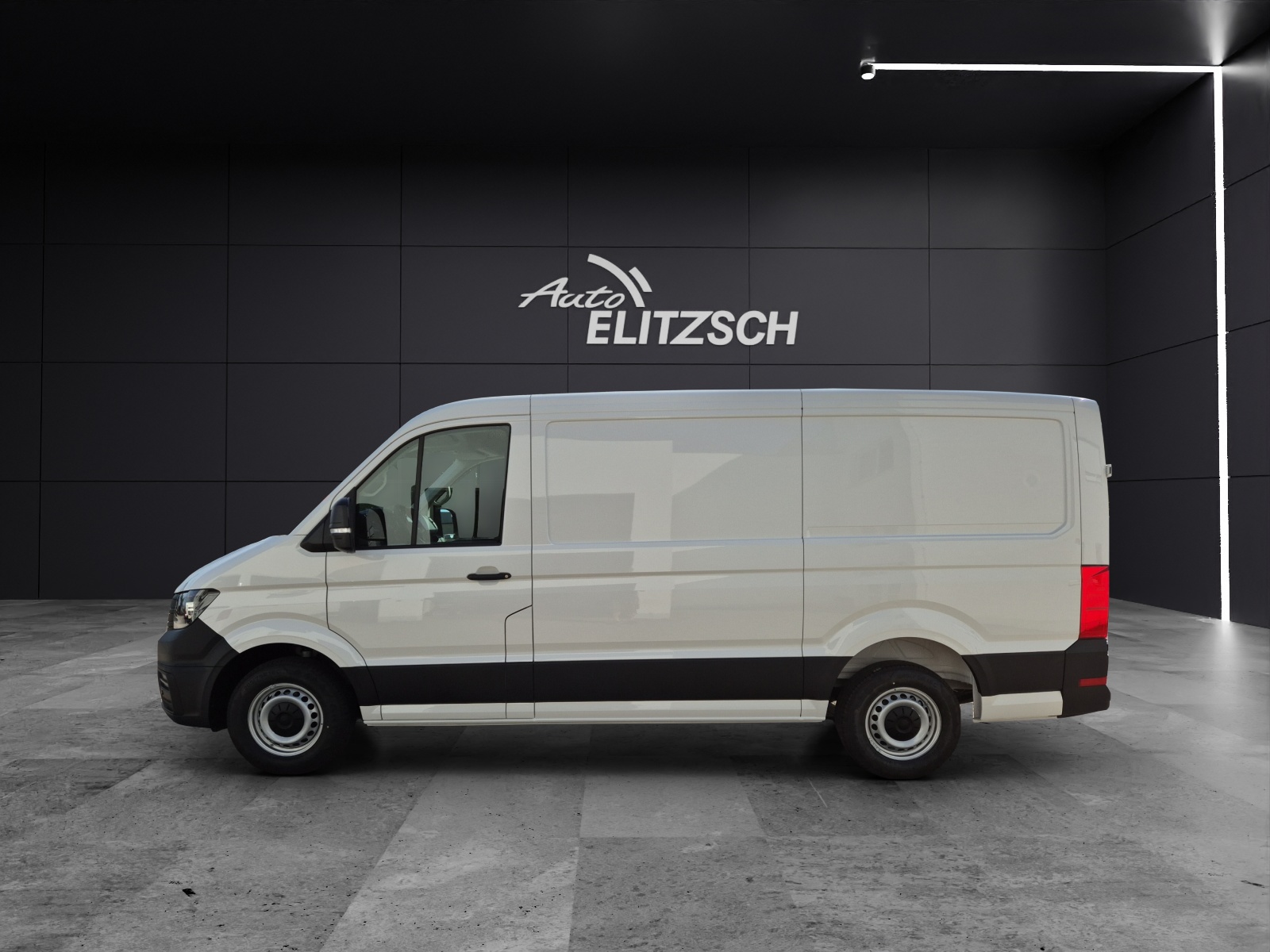 Fahrzeugabbildung Volkswagen Crafter Kasten 35 MR Klima RFK AID Holzfussb