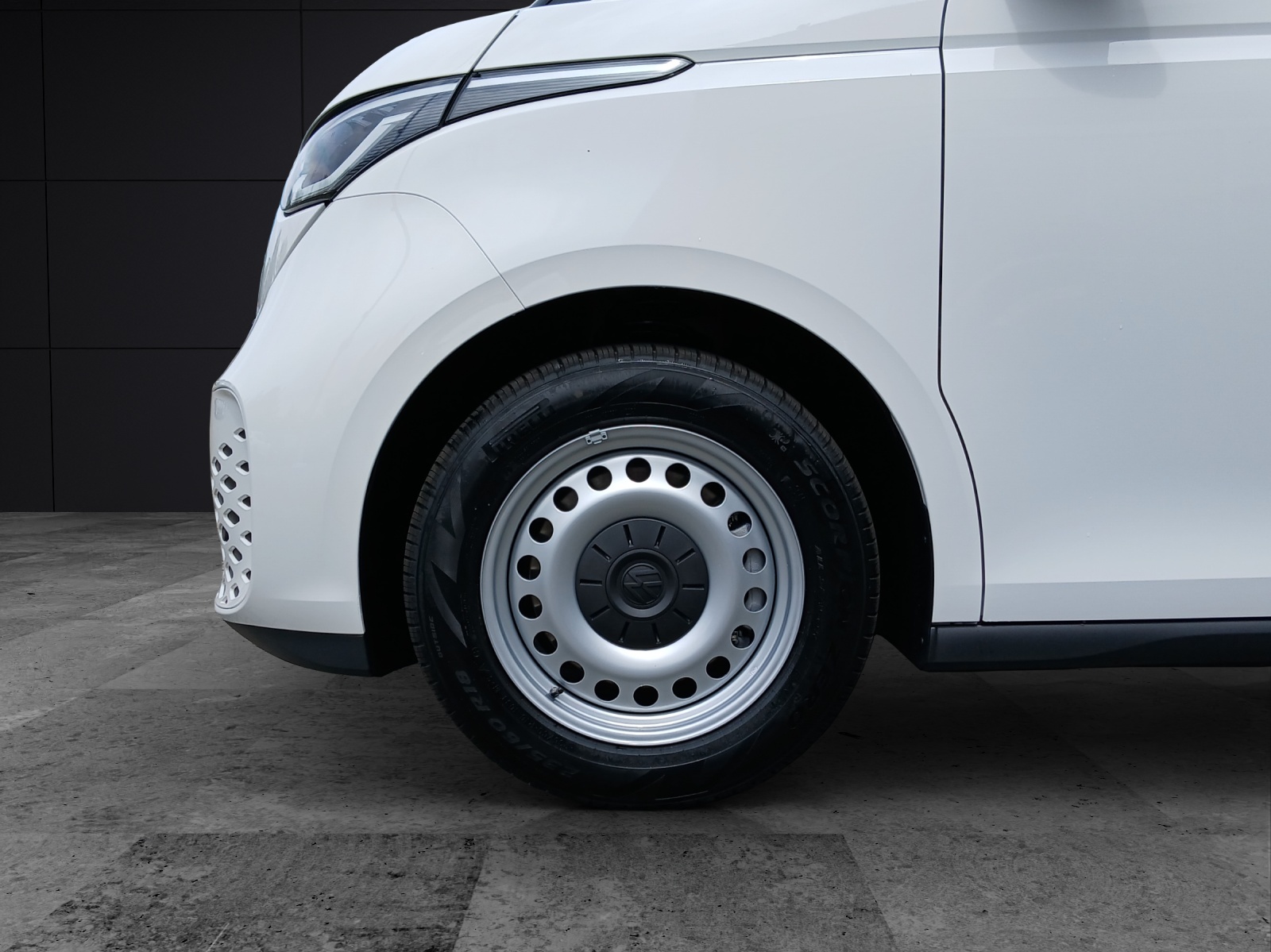 Fahrzeugabbildung Volkswagen ID. Buzz Cargo Pro AHK IQ Light PDC REAR VIEW