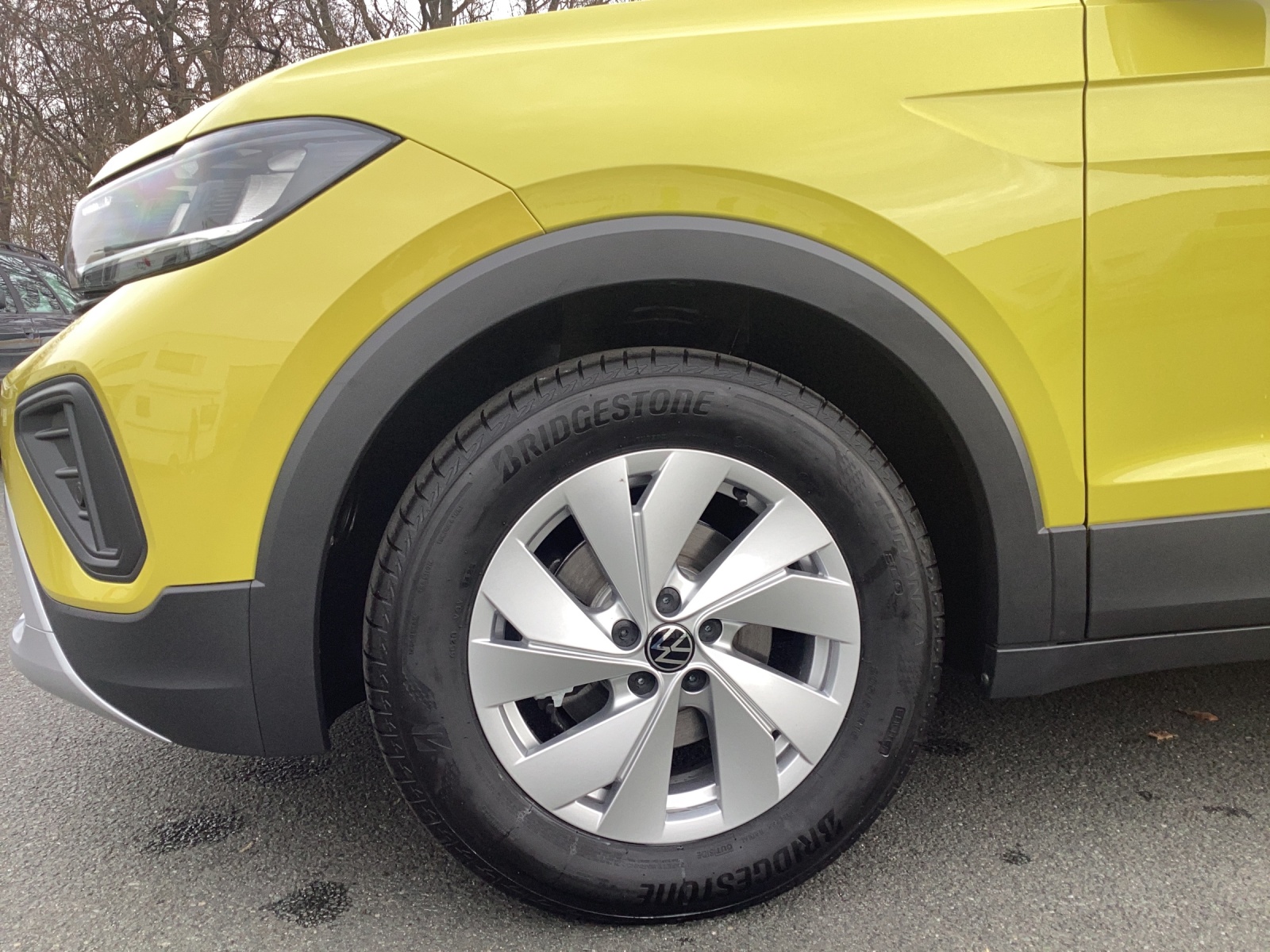 Fahrzeugabbildung Volkswagen T-Cross Life LED DAB+ ACC