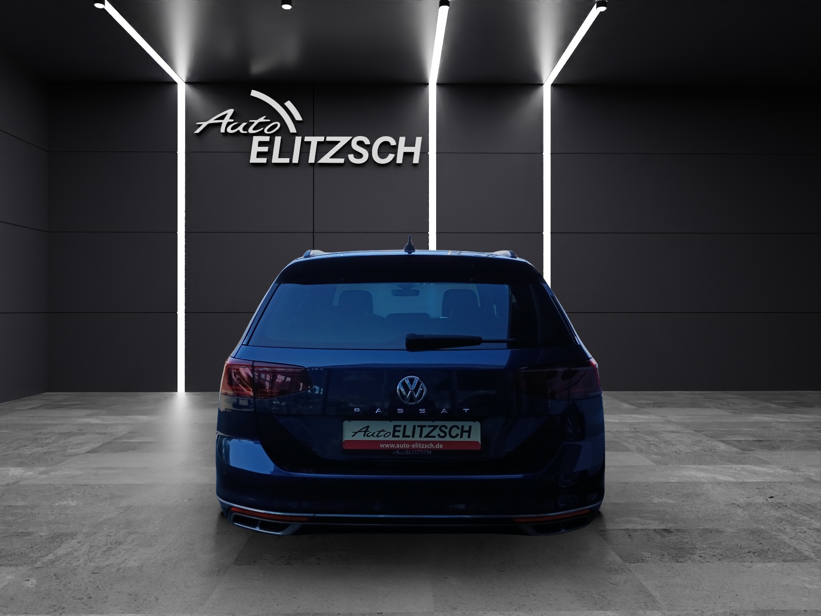 Fahrzeugabbildung Volkswagen Passat Variant TDI Business Matrix AHK R-Line Navi Leder AID ACC RFK HUD SH