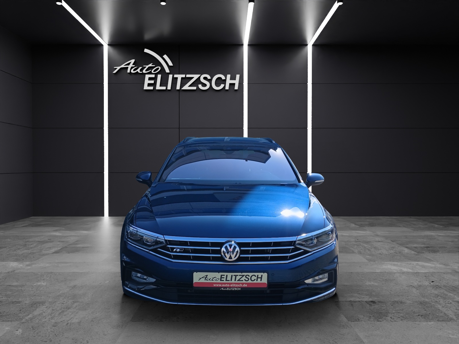 Fahrzeugabbildung Volkswagen Passat Variant TDI Business Matrix AHK R-Line Navi Leder AID ACC RFK HUD SH