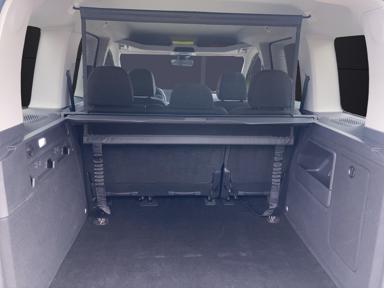 Fahrzeugabbildung Volkswagen Caddy TSI Life DSG AHK Klima GRA PDC SH
