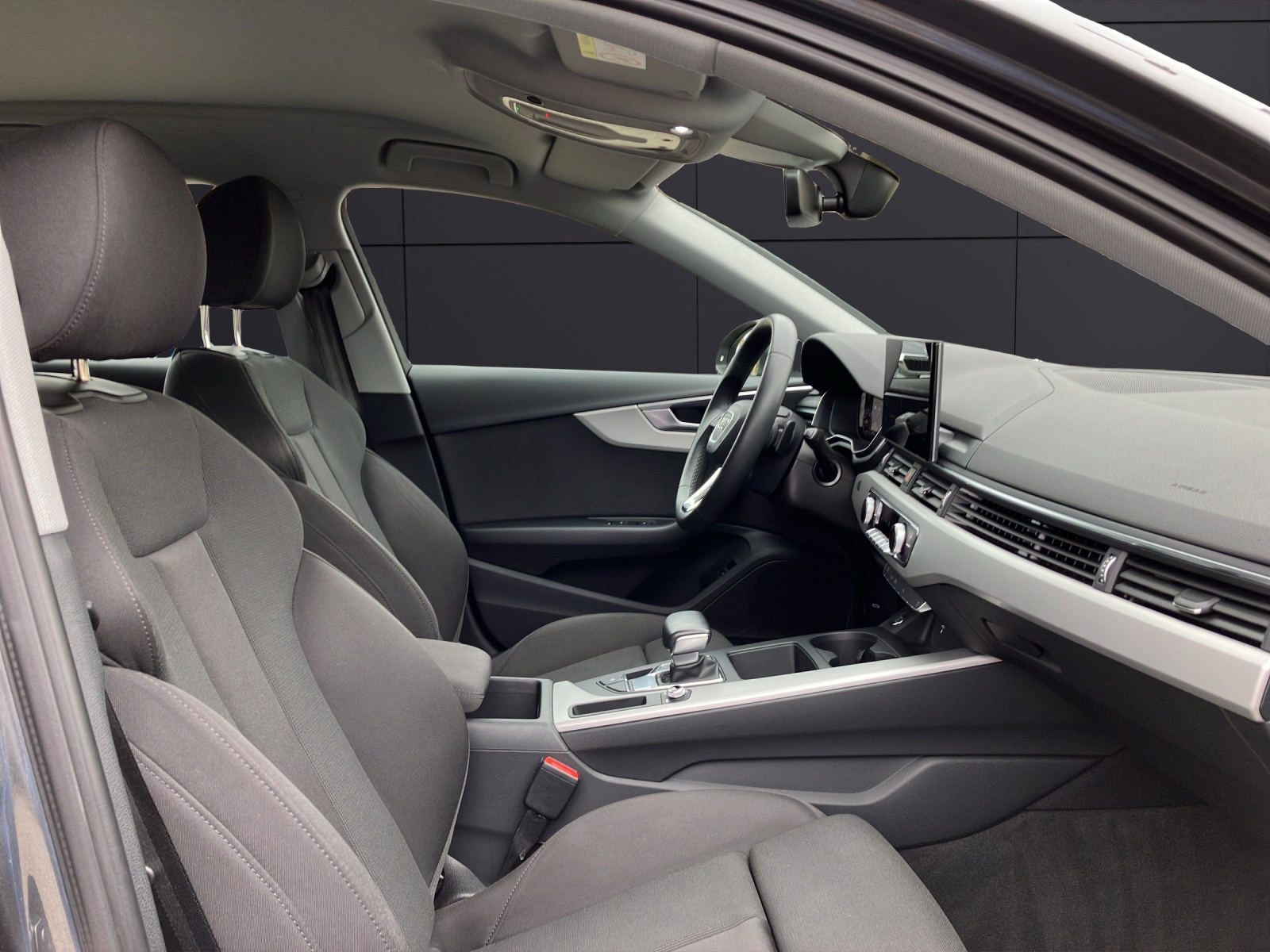 Fahrzeugabbildung Audi A4 Avant 40 TFSI S-tronic S-line LED Navi AVC ACC PDC SH