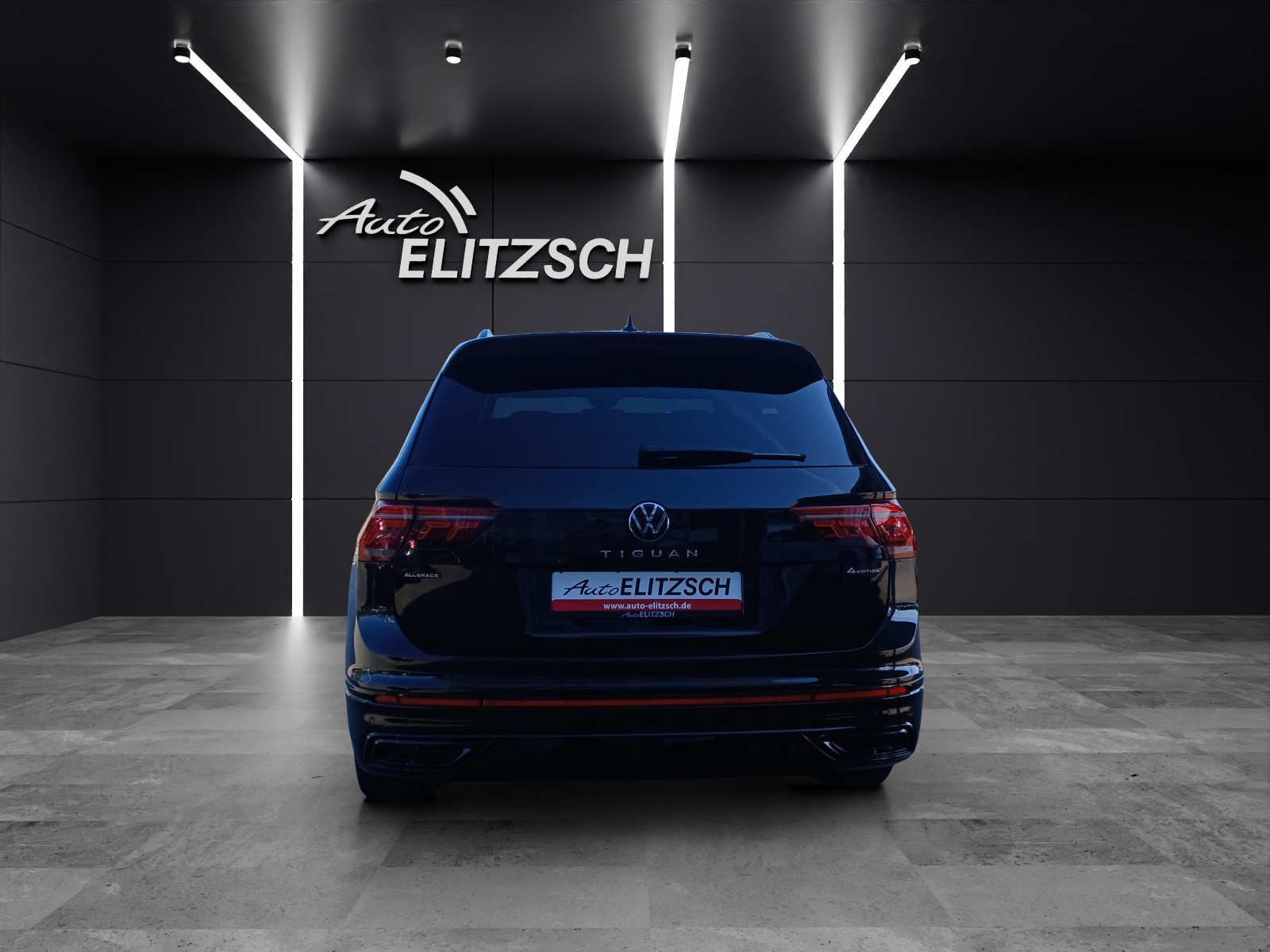 Fahrzeugabbildung Volkswagen Tiguan Allspace TSI R-Line DSG 4M Matrix Navi AID ACC RFK