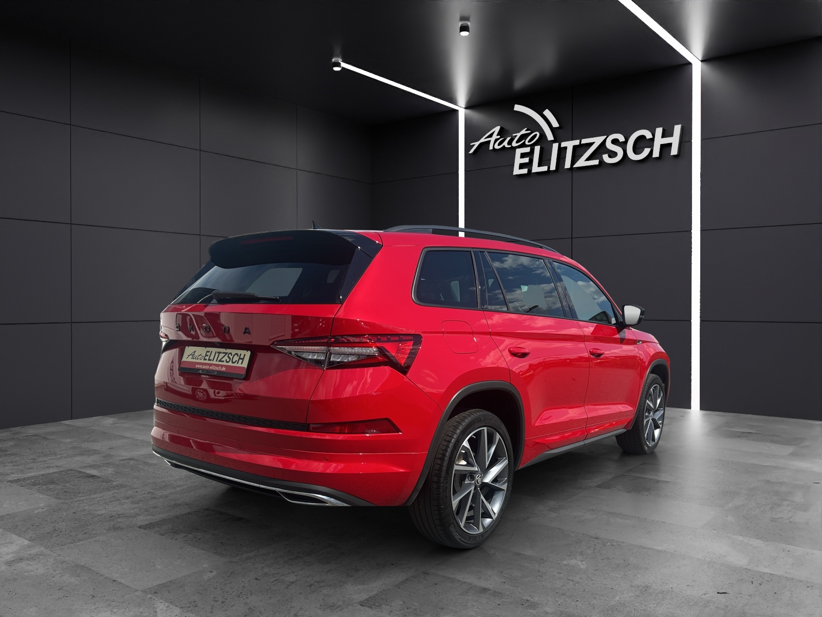 Fahrzeugabbildung SKODA Kodiaq TDI Sportline DSG 4x4 Matrix AHK Navi VC ACC RFK SHZ 20