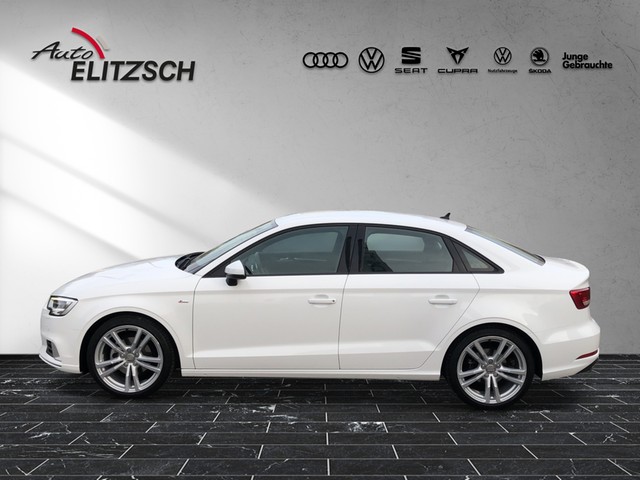 Fahrzeugabbildung Audi A3 Limousine 35 TFSI sport Xenon AHK SH