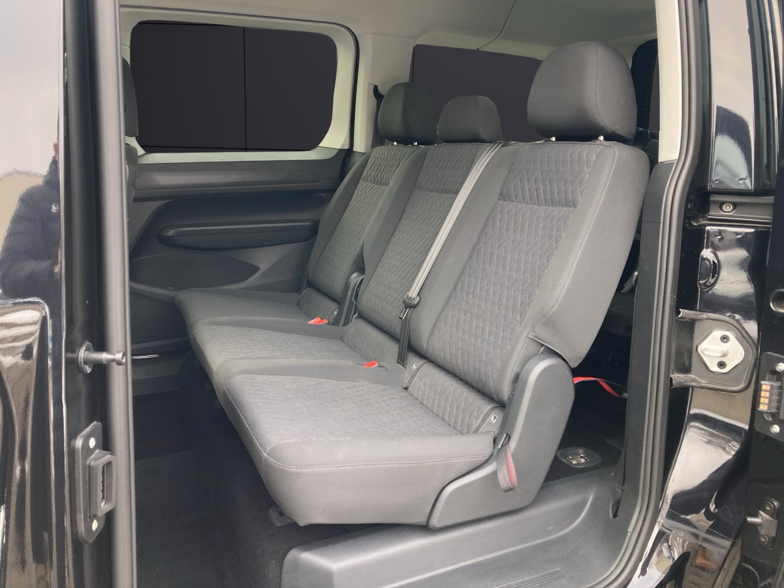 Fahrzeugabbildung Volkswagen Caddy TSI Life Maxi 7-Si LED GRA LM