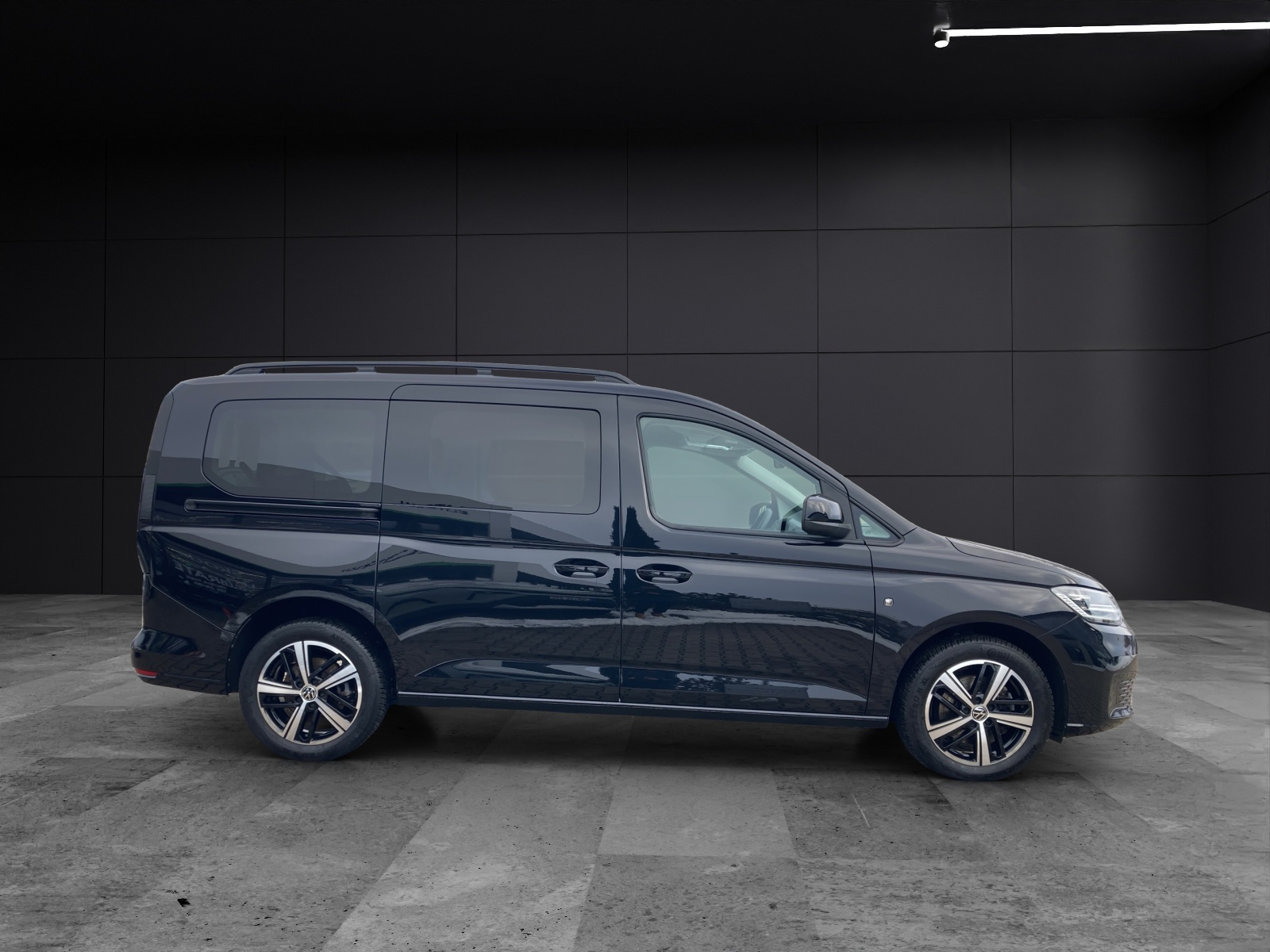 Fahrzeugabbildung Volkswagen Caddy TSI Life Maxi 7-Si LED GRA LM