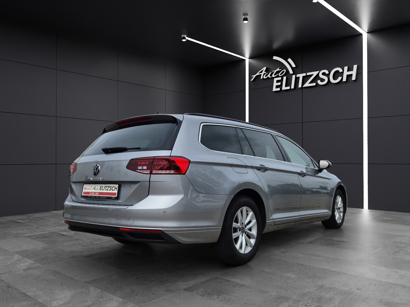 Fahrzeugabbildung Volkswagen Passat Variant TDI Business DSG AHK Navi ACC RFK SH LM