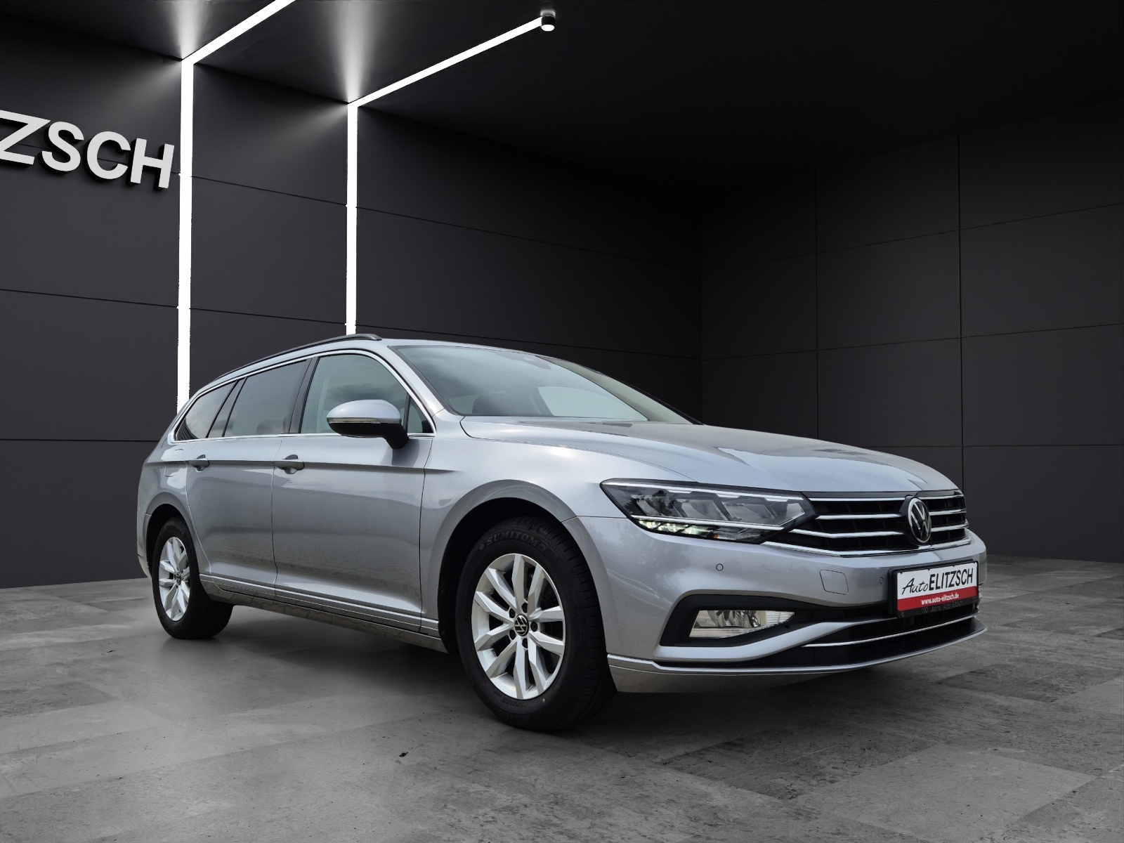 Fahrzeugabbildung Volkswagen Passat Variant TDI Business DSG AHK Navi ACC RFK SH LM