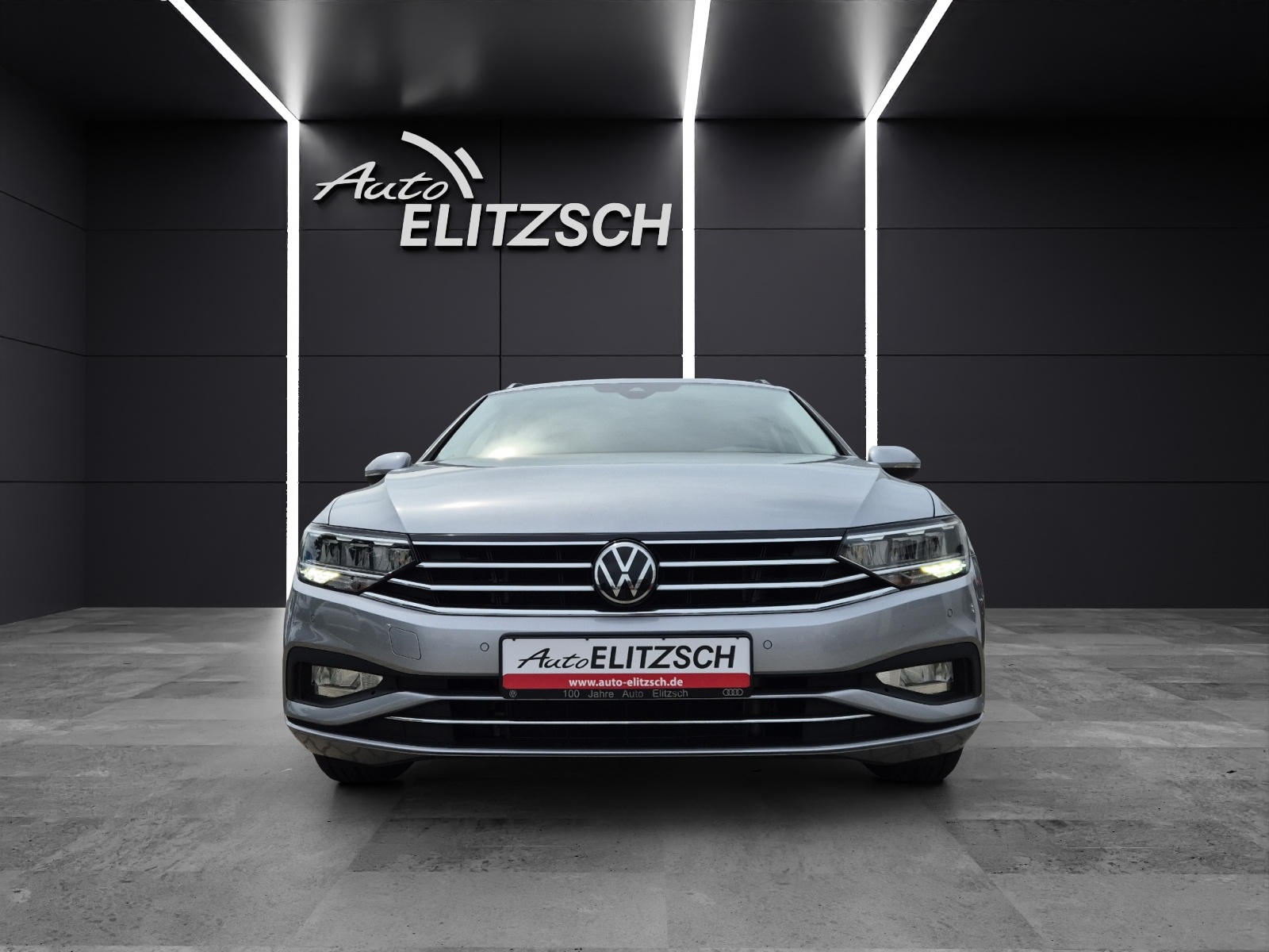 Fahrzeugabbildung Volkswagen Passat Variant TDI Business DSG AHK Navi ACC RFK SH LM