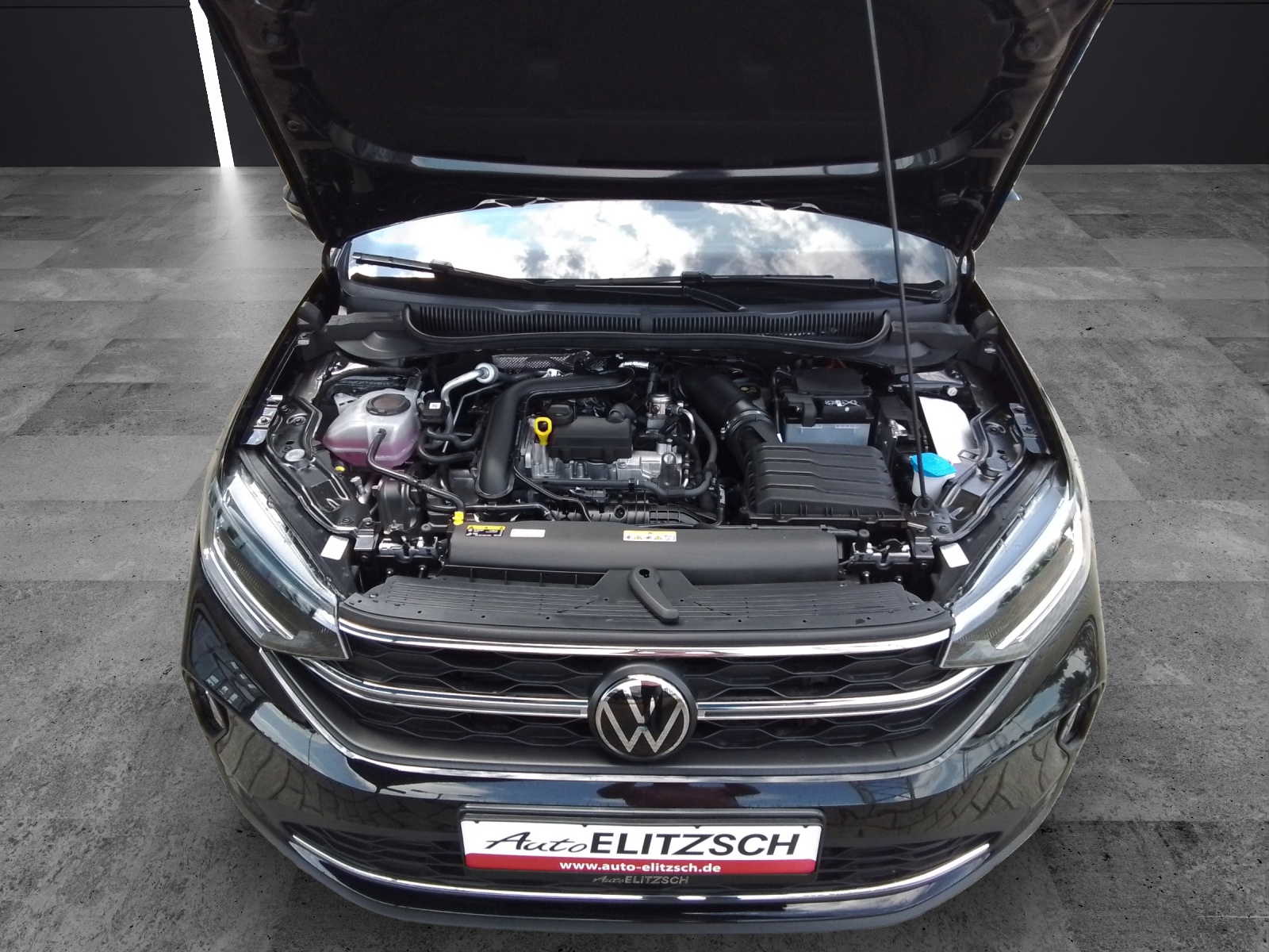 Fahrzeugabbildung Volkswagen Taigo 1.0 TSI Life DSG Kamera