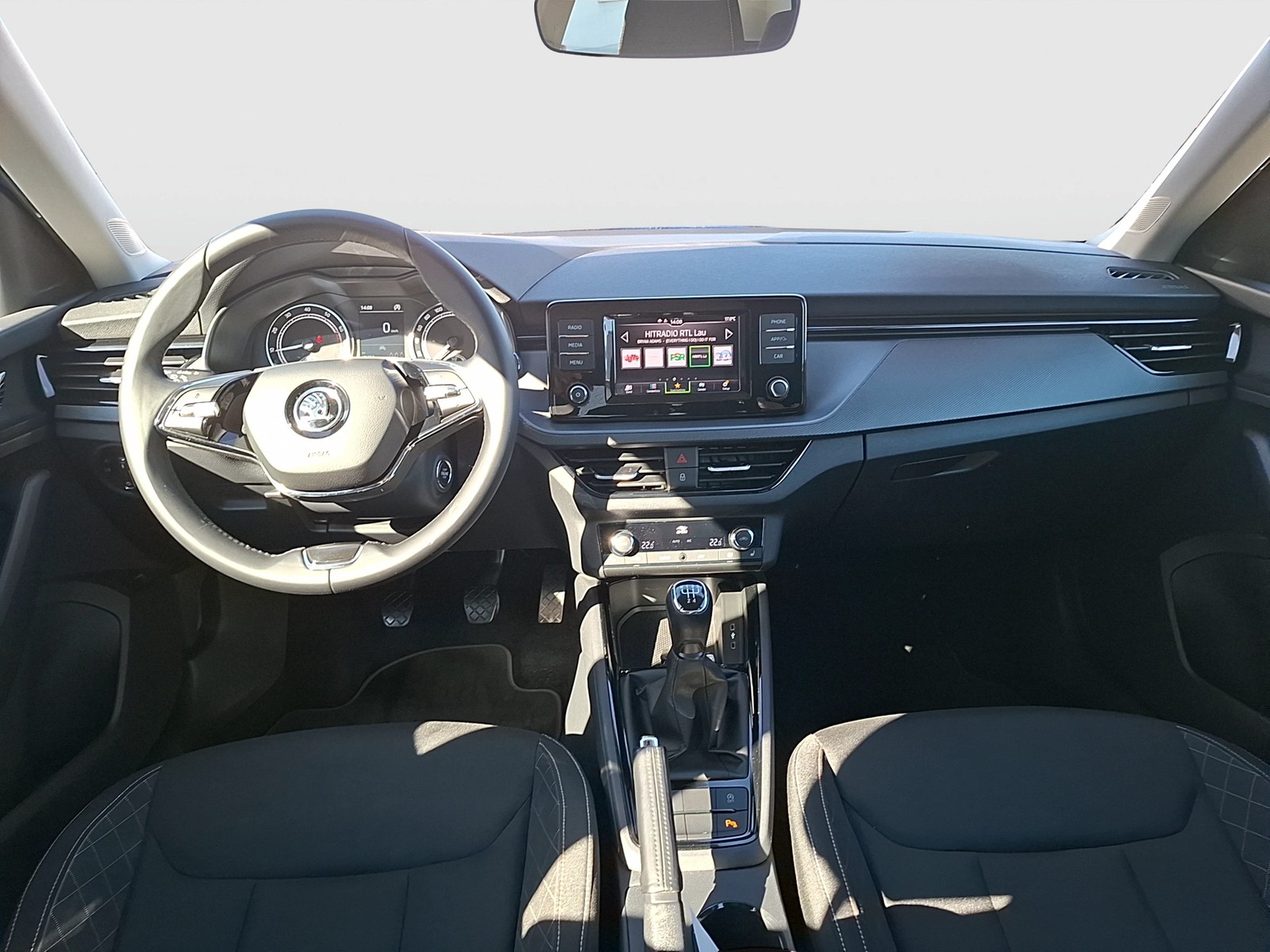 Fahrzeugabbildung SKODA Kamiq TSI Ambition LED GRA RFK SHZ LM