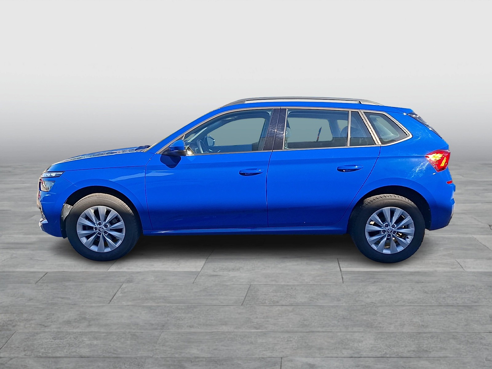 Fahrzeugabbildung SKODA Kamiq TSI Ambition LED GRA RFK SHZ LM